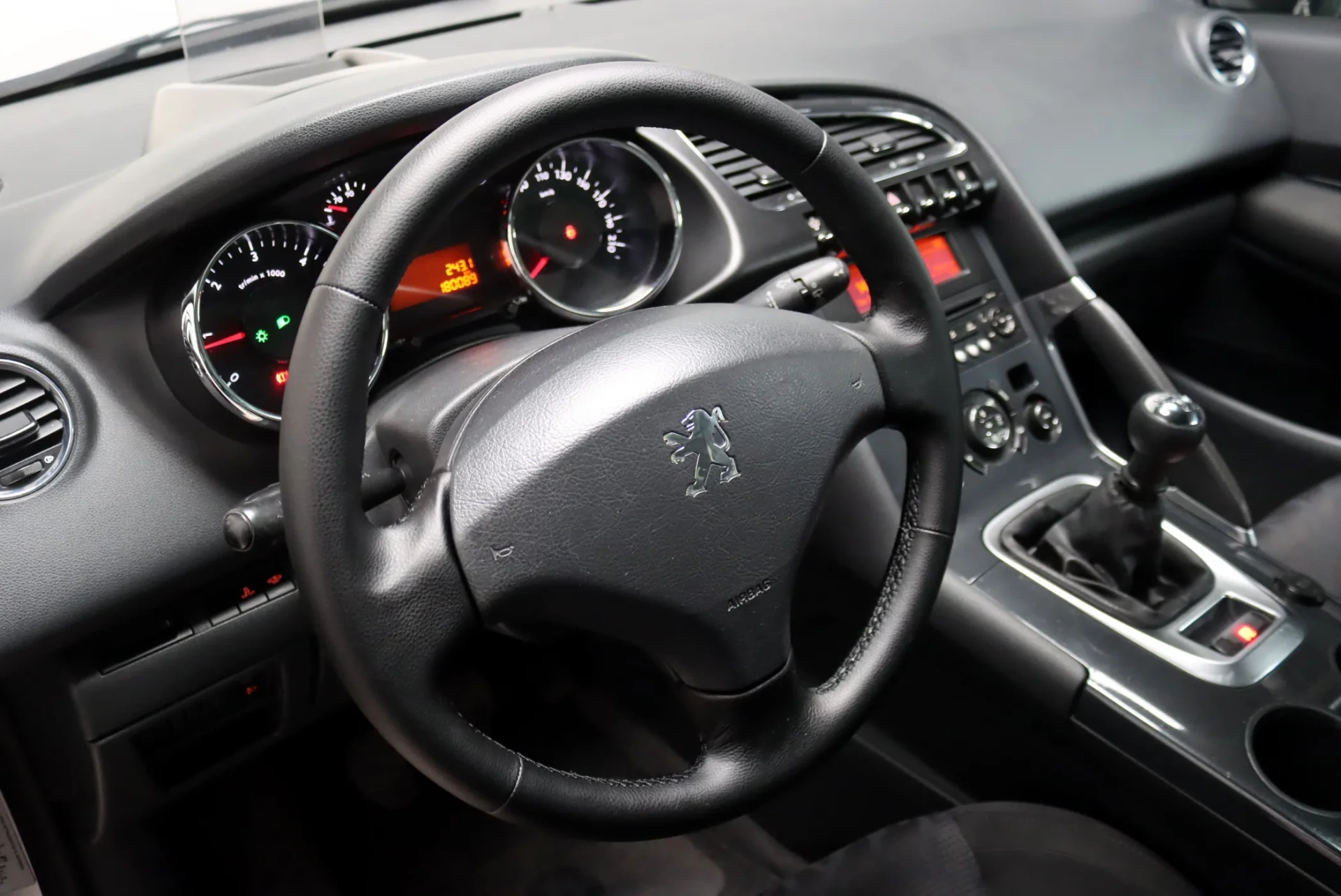 Peugeot 3008 1.6 HDi Allure 22