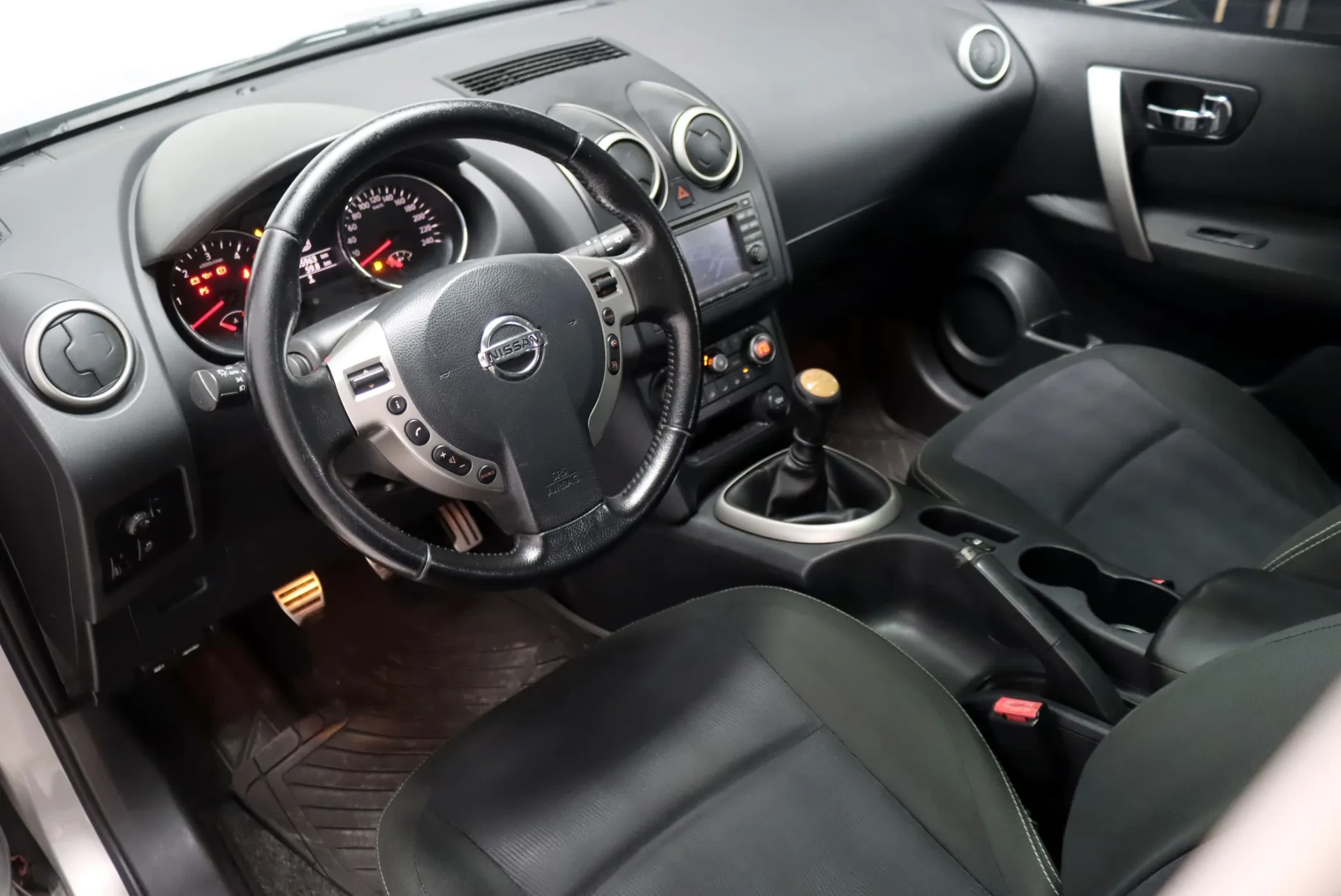 Nissan Qashqai +2 1.5 dCi Tekna Premium 18 12