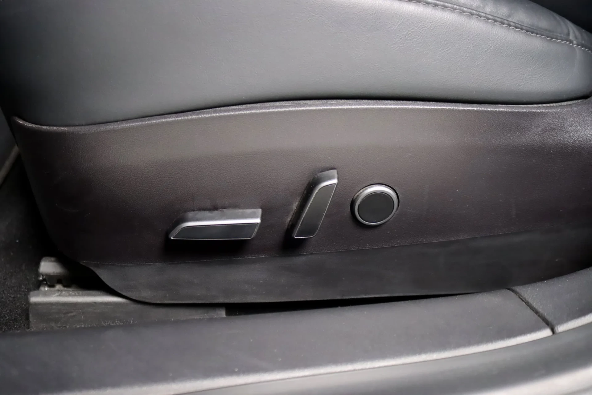 Tesla Model 3 Long Range AWD Dual Motor 12