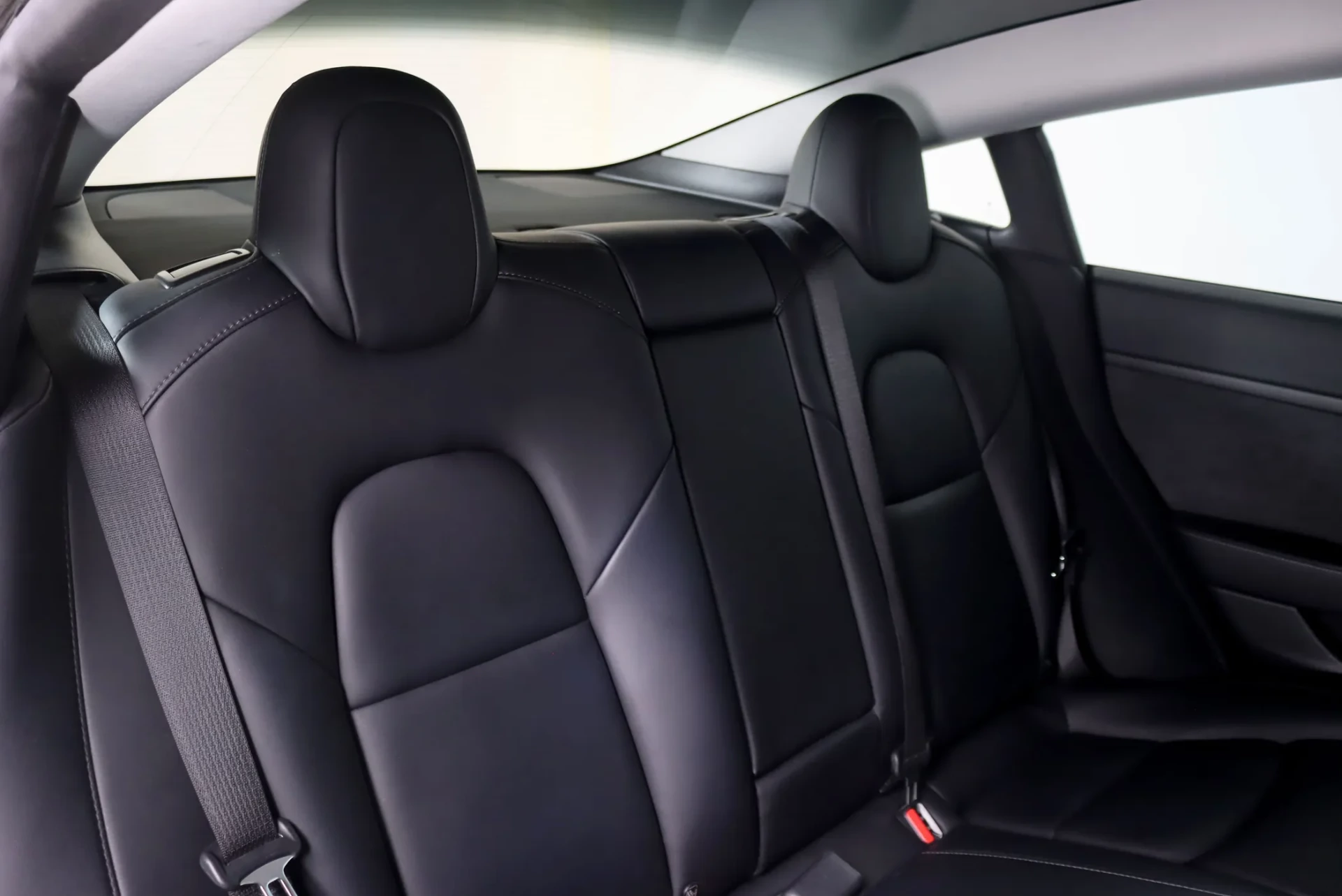 Tesla Model 3 Long Range AWD Dual Motor 26