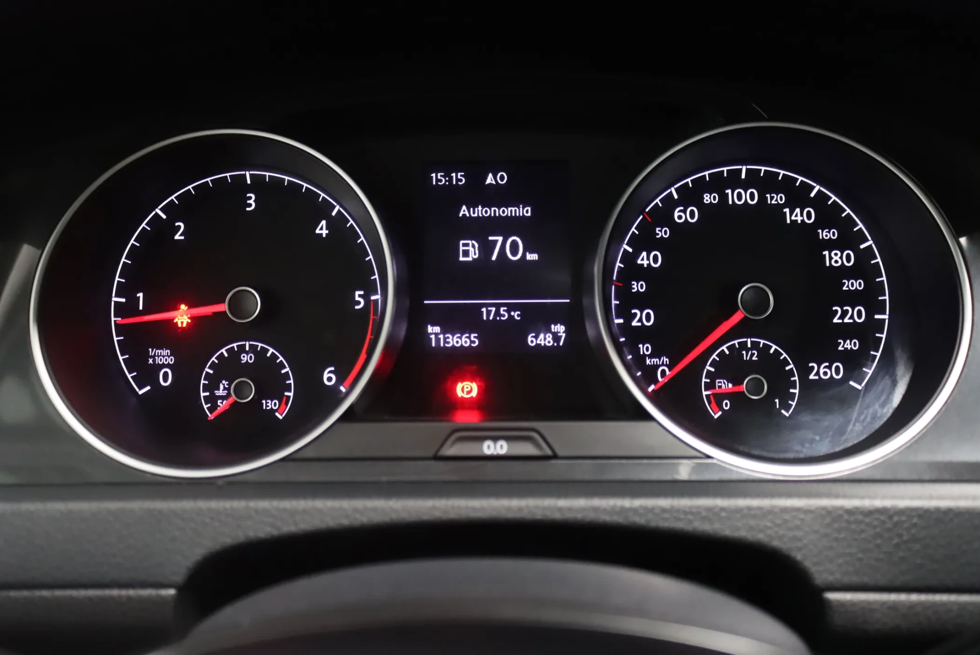 Volkswagen Golf 1.6 TDI R-Line 9