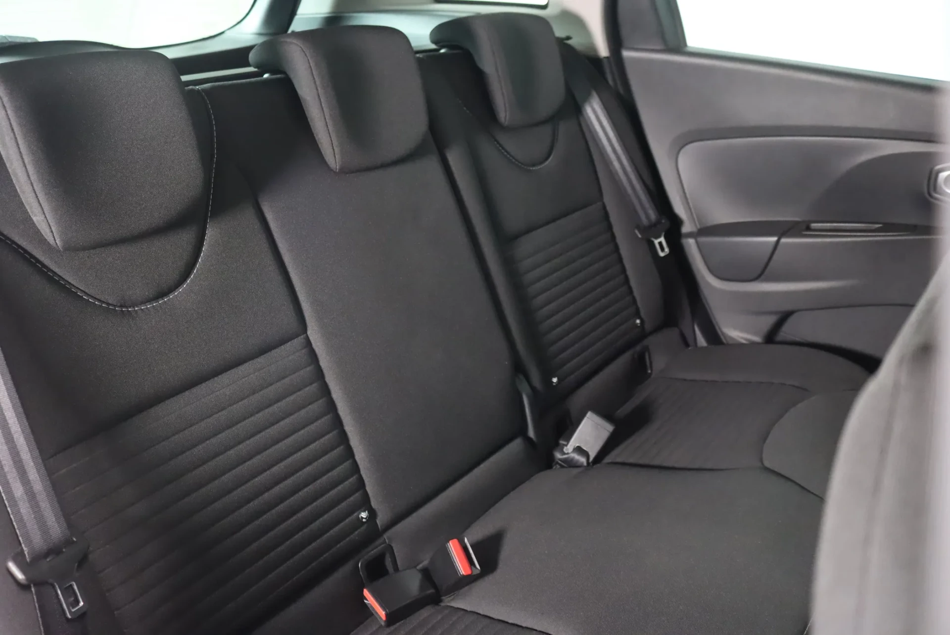 Renault Clio 0.9 TCE Limited 18