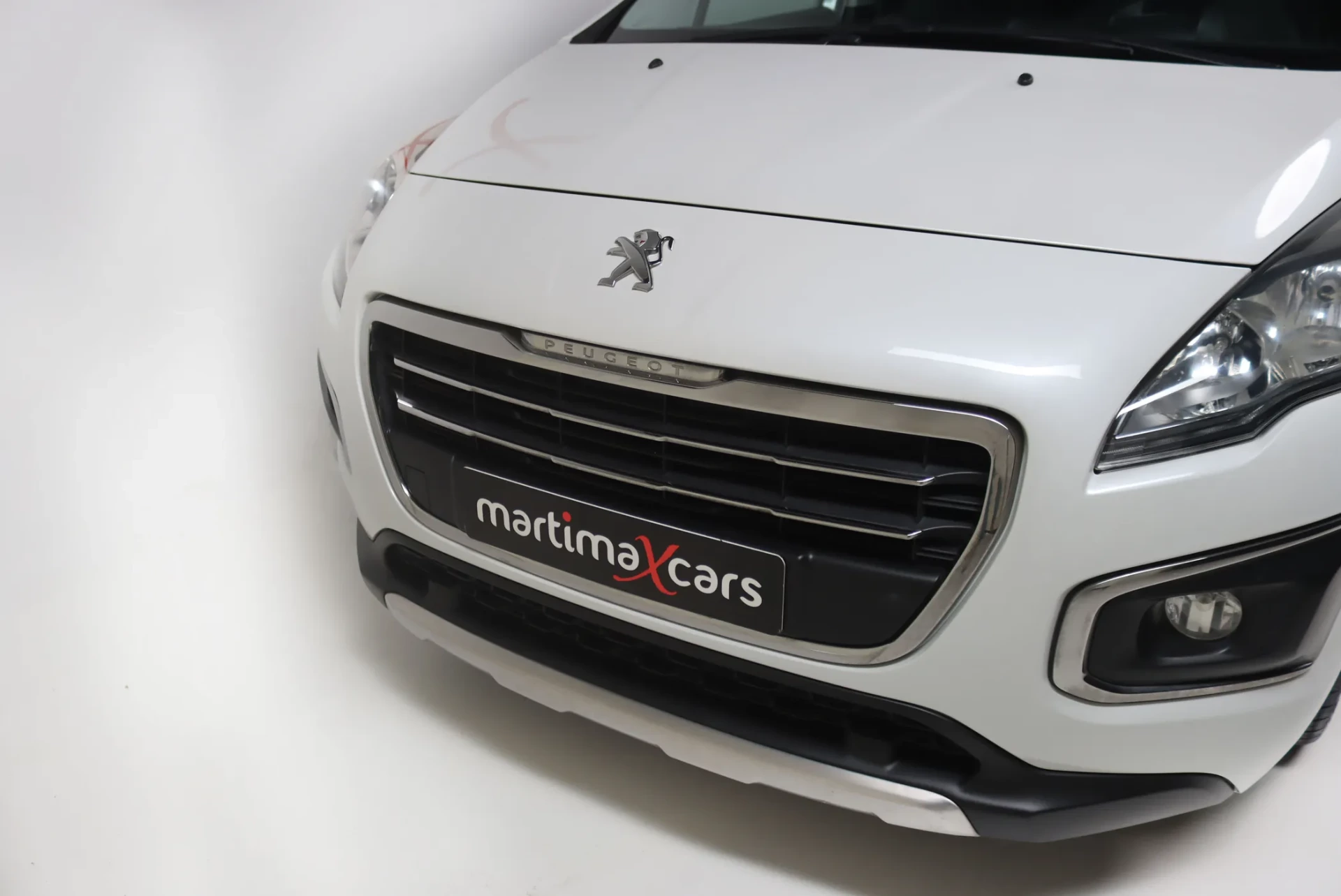 Peugeot 3008 1.6 BlueHDi Style EAT6 4