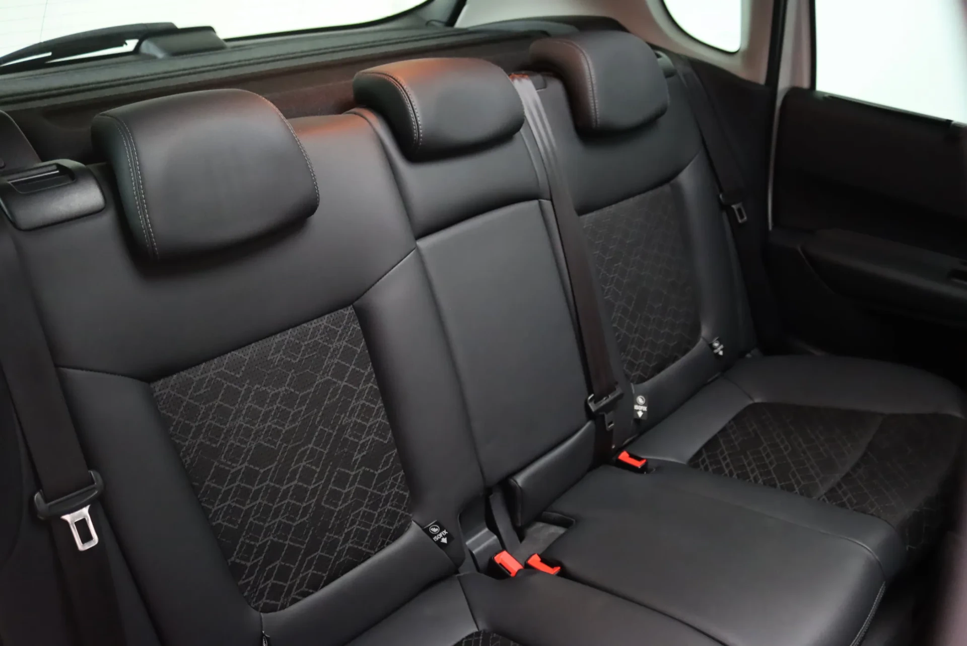 Peugeot 3008 1.6 BlueHDi Style EAT6 21