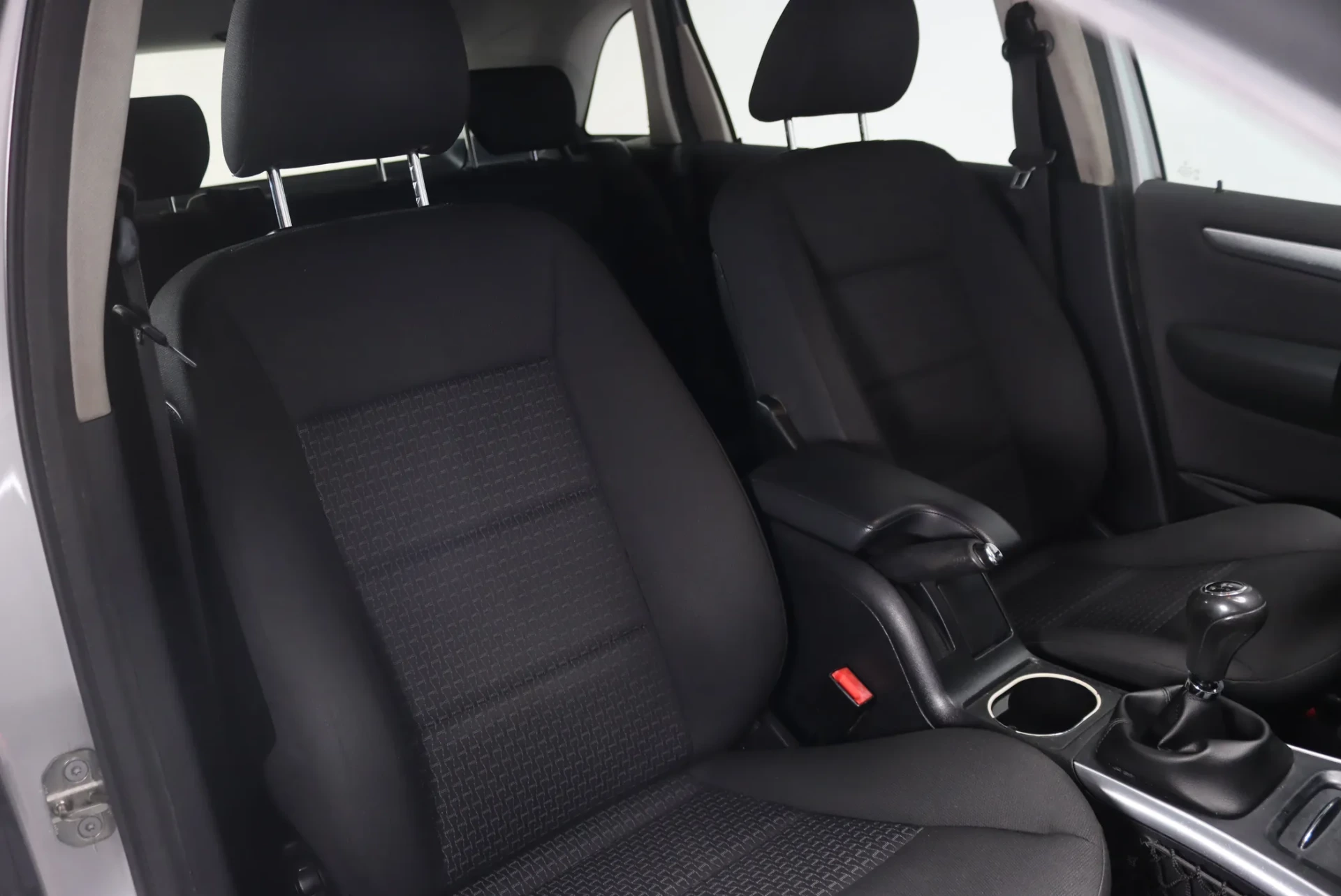 Mercedes-Benz B 180 CDi 13