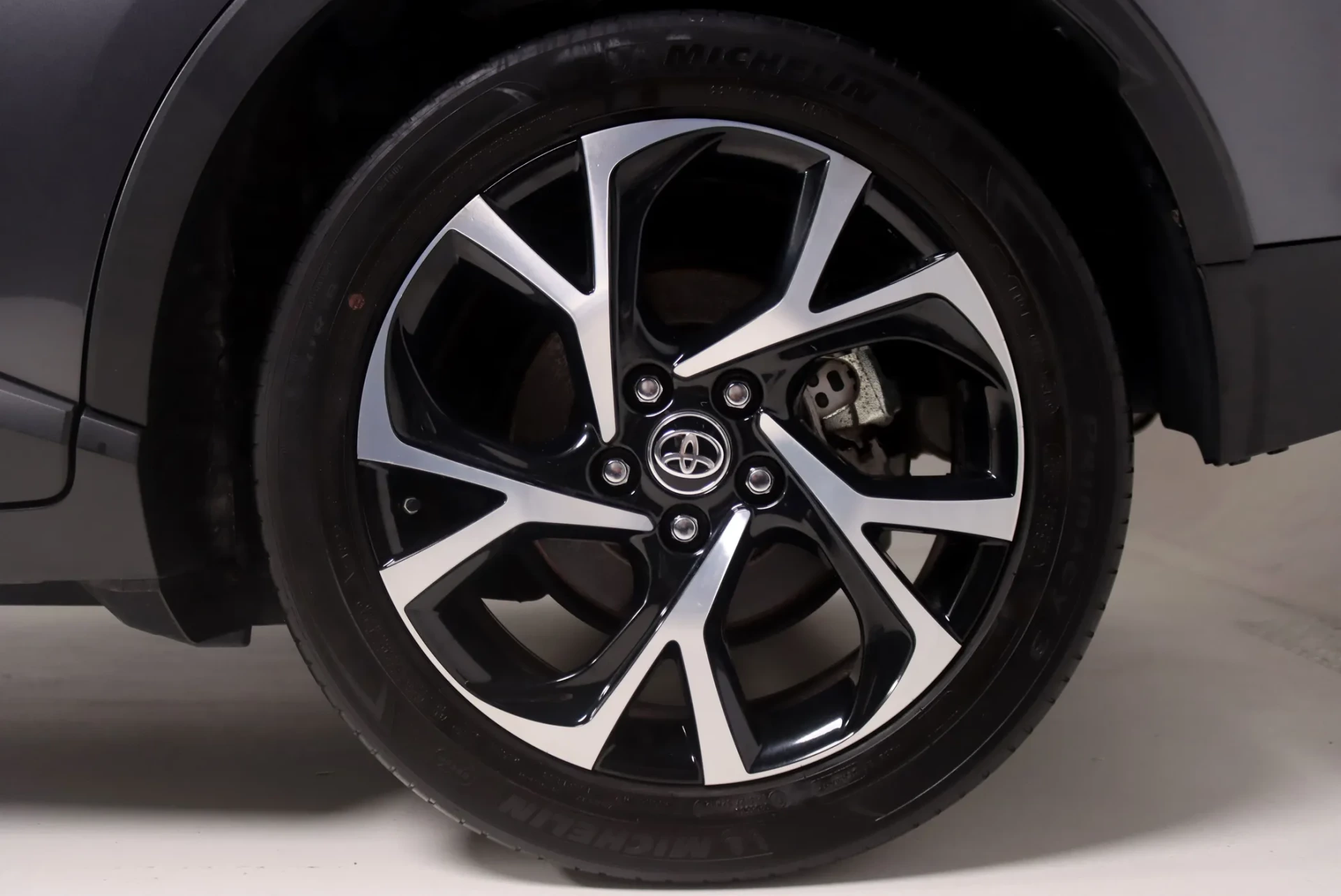 Toyota C-HR 1.8 Hybrid Exclusive 7