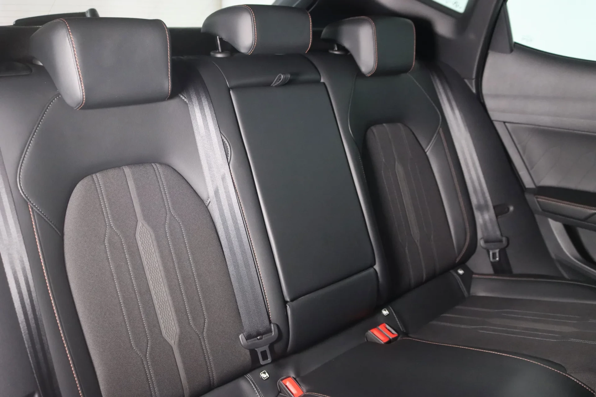 Cupra Formentor 1.4 e-Hybrid DSG 11