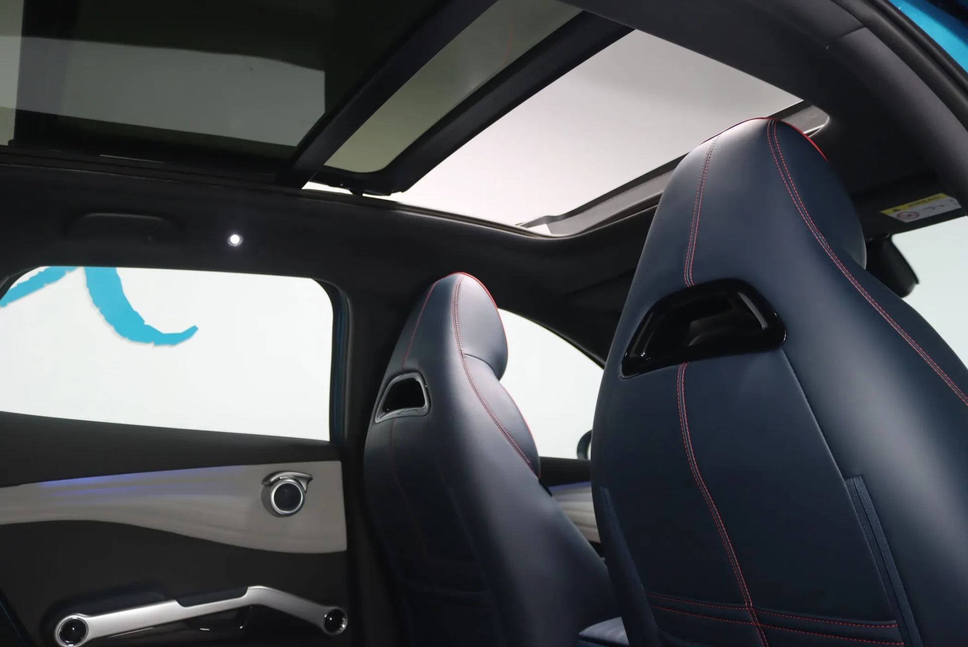 BYD Atto 3 Comfort 16