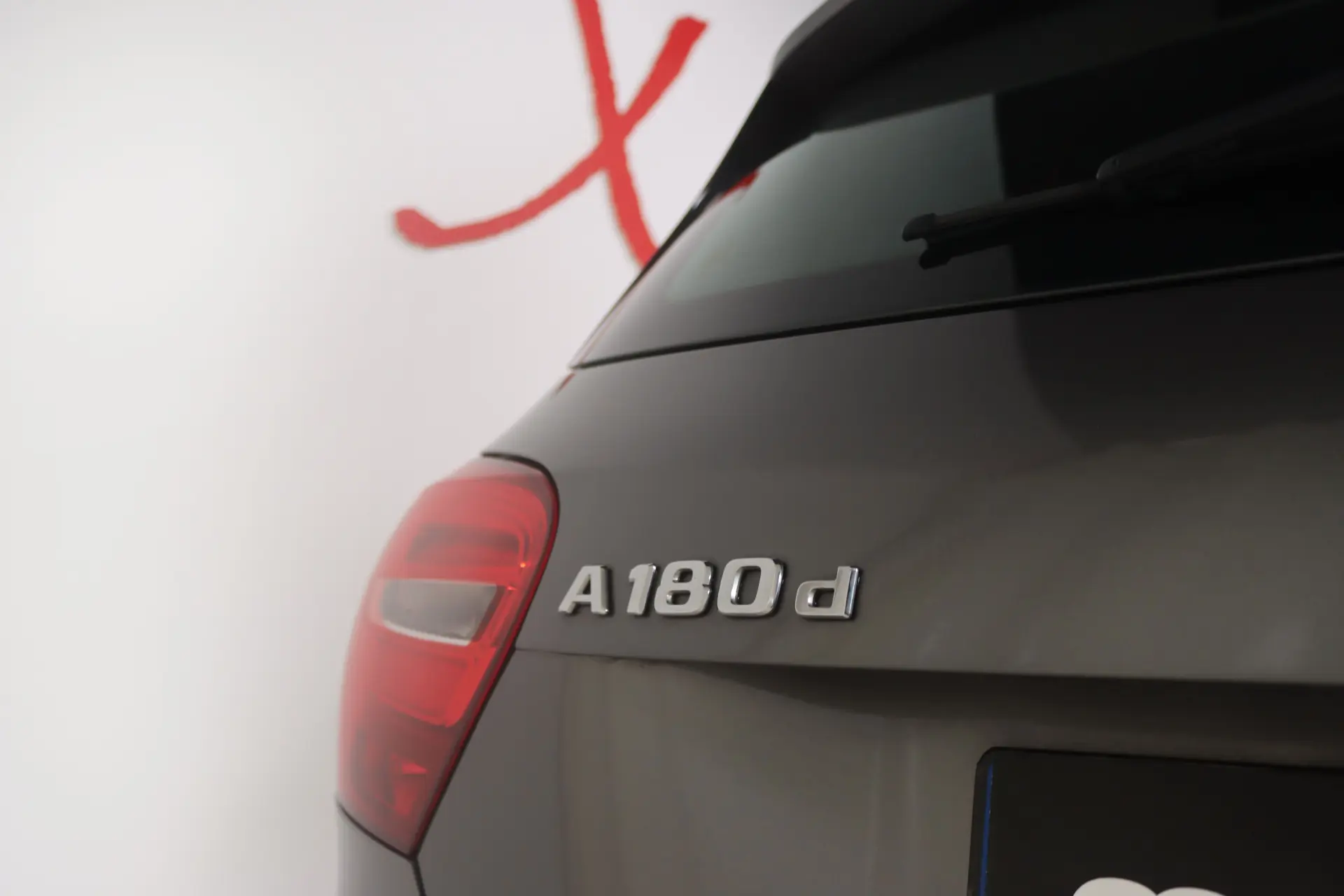 Mercedes-Benz A 180 d Urban 14