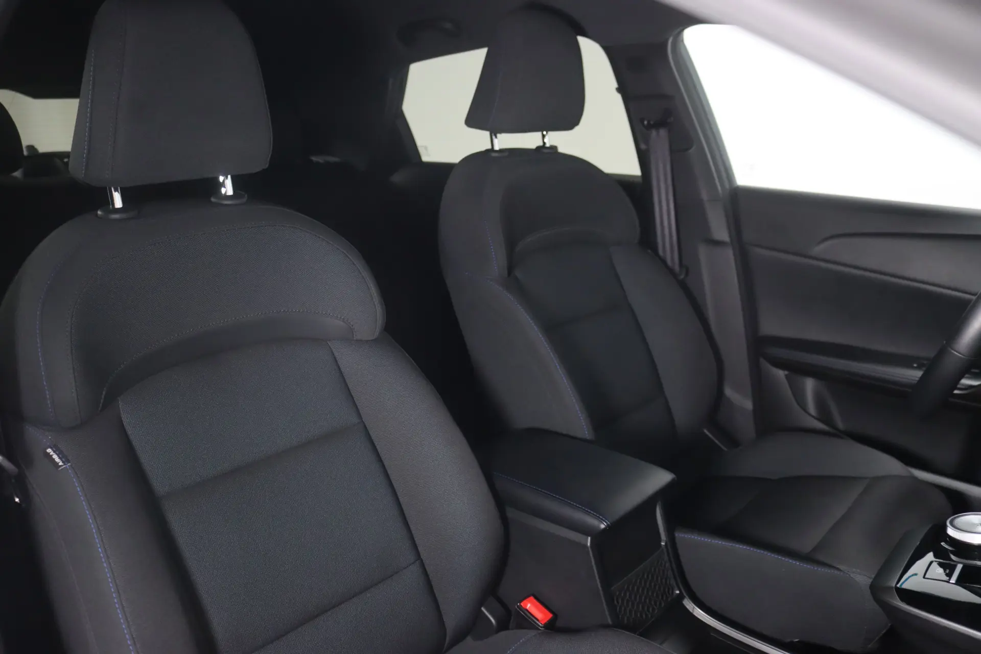 MG MG4 64 kWh Comfort 13