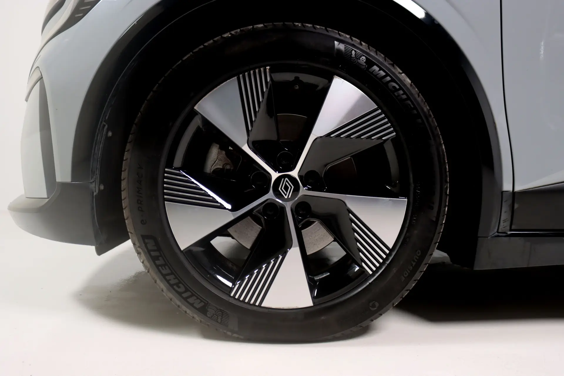 Renault Mégane E-Tech EV60 220hp optimum charge Equilibre 9