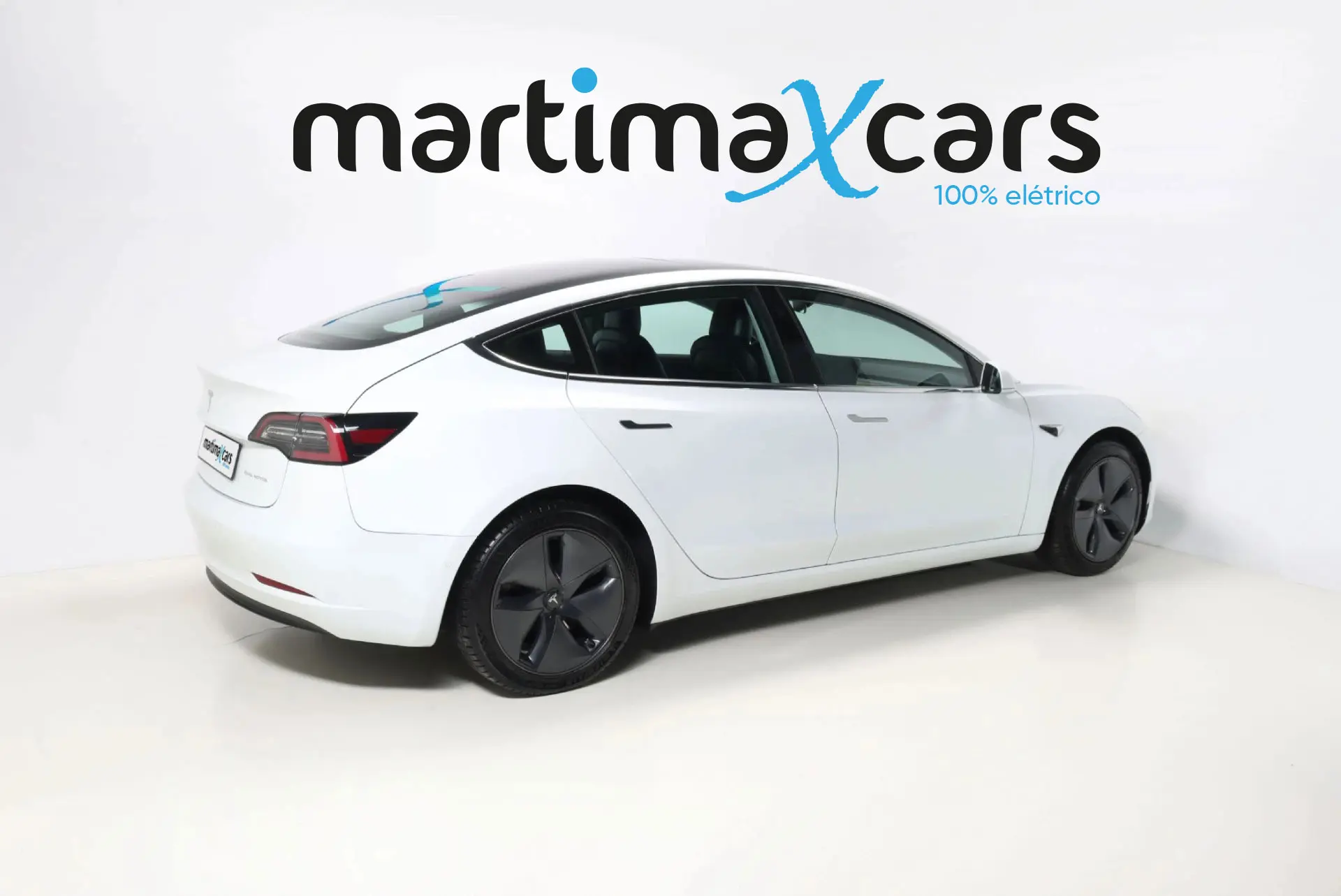 Tesla Model 3 Long-Range Dual Motor AWD 4