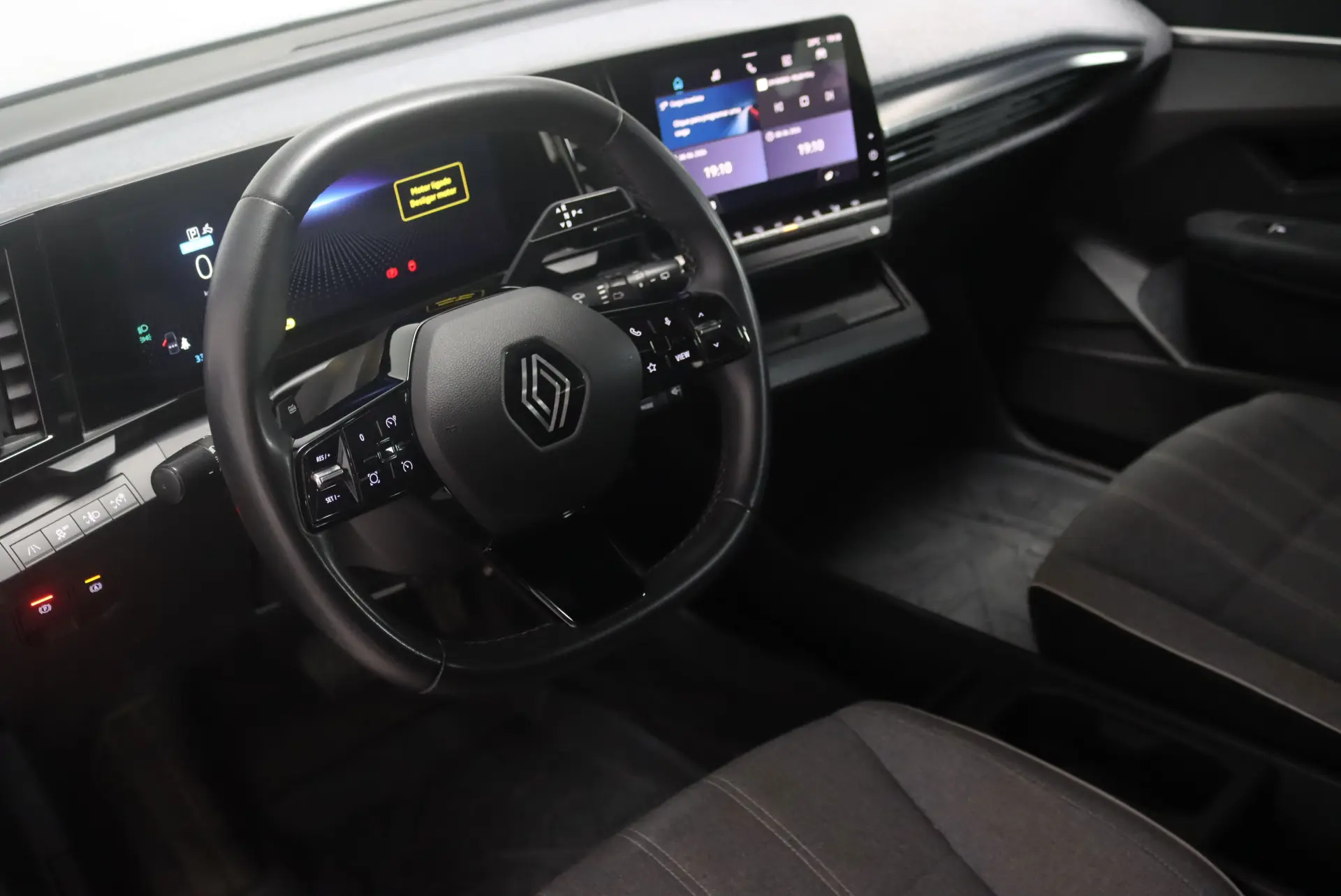 Renault Mégane E-Tech EV60 220hp optimum charge Equilibre 17