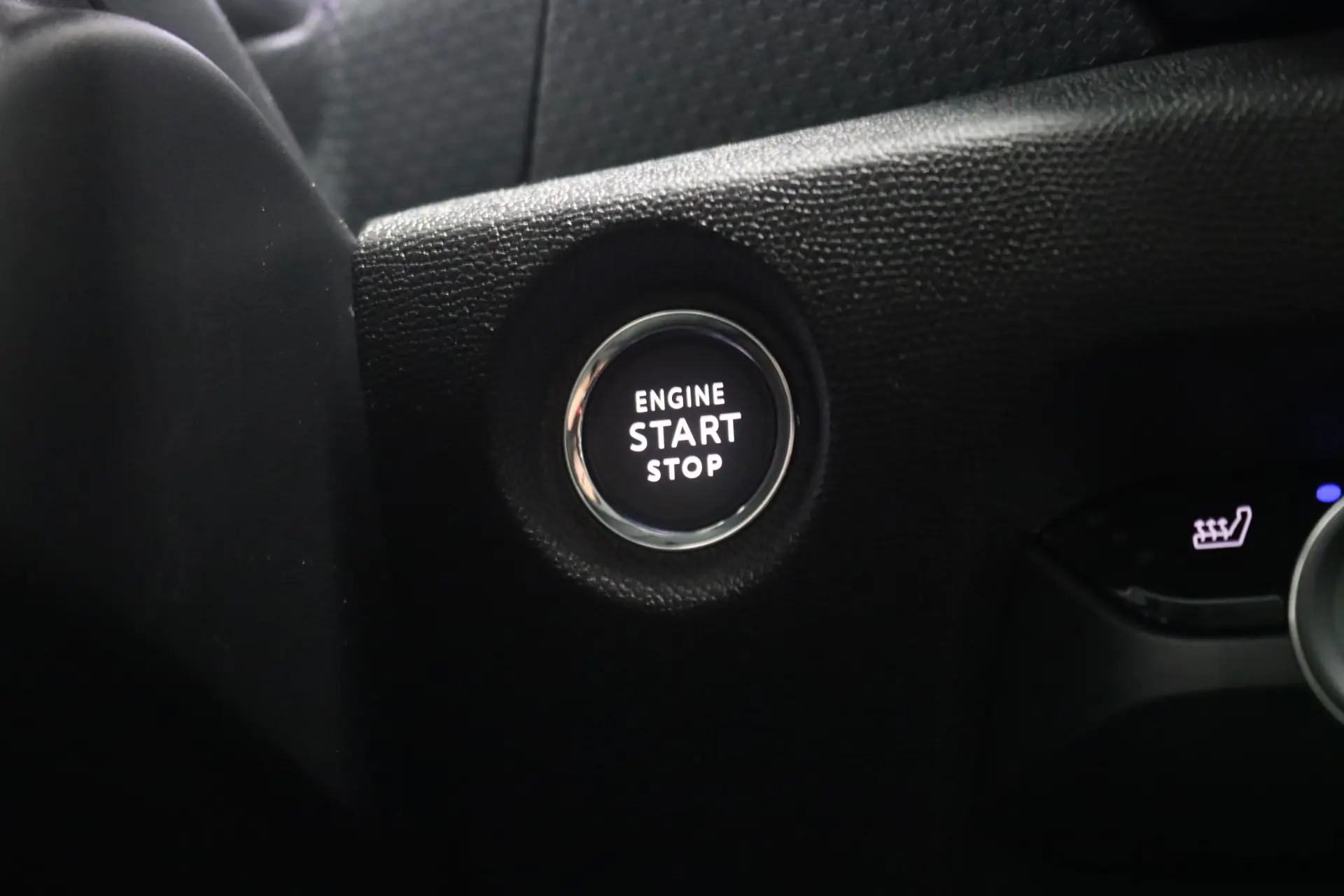 Citroen e-C4 X 50 kWh Shine 30