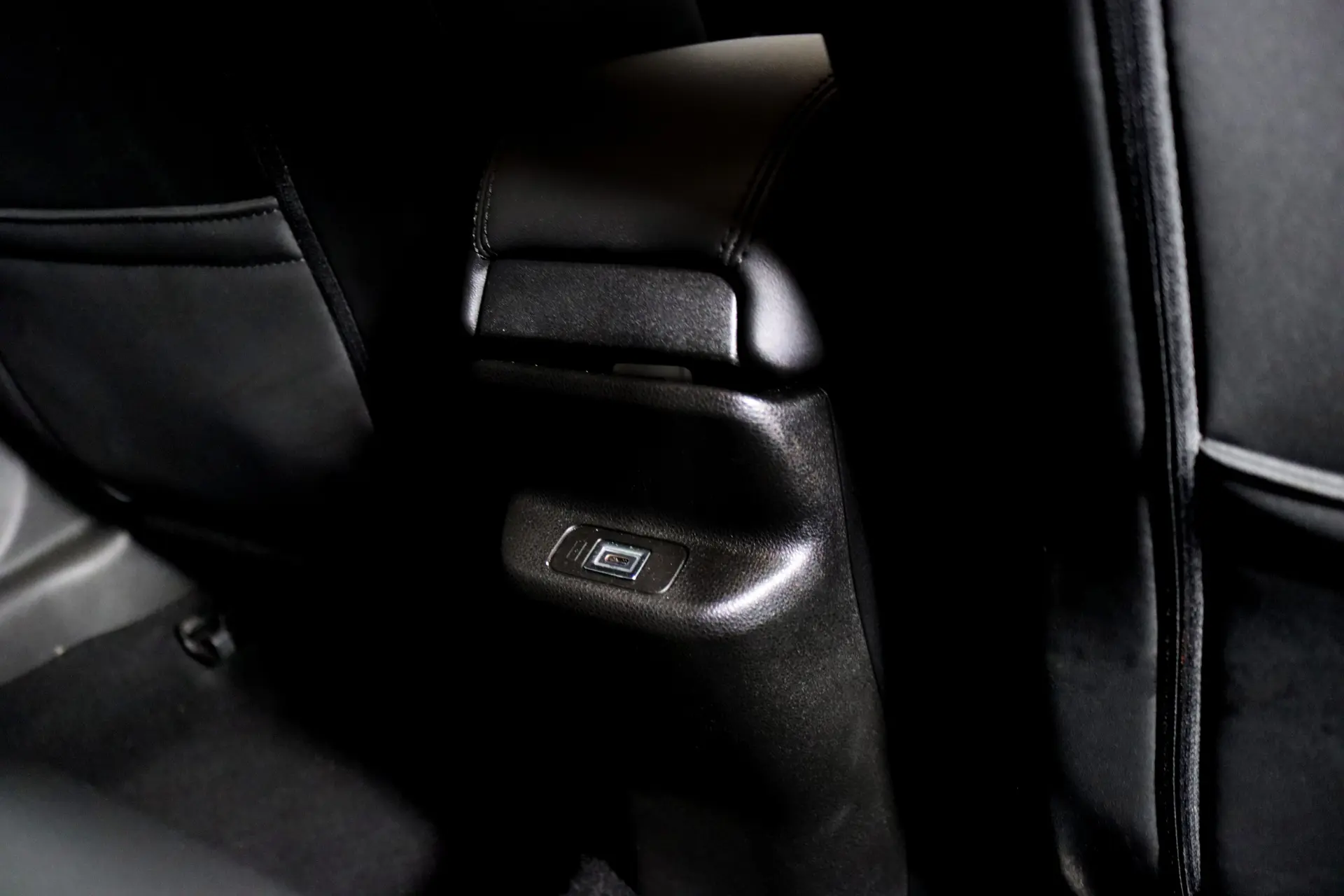 Jeep Avenger 54 kWh Altitude 24