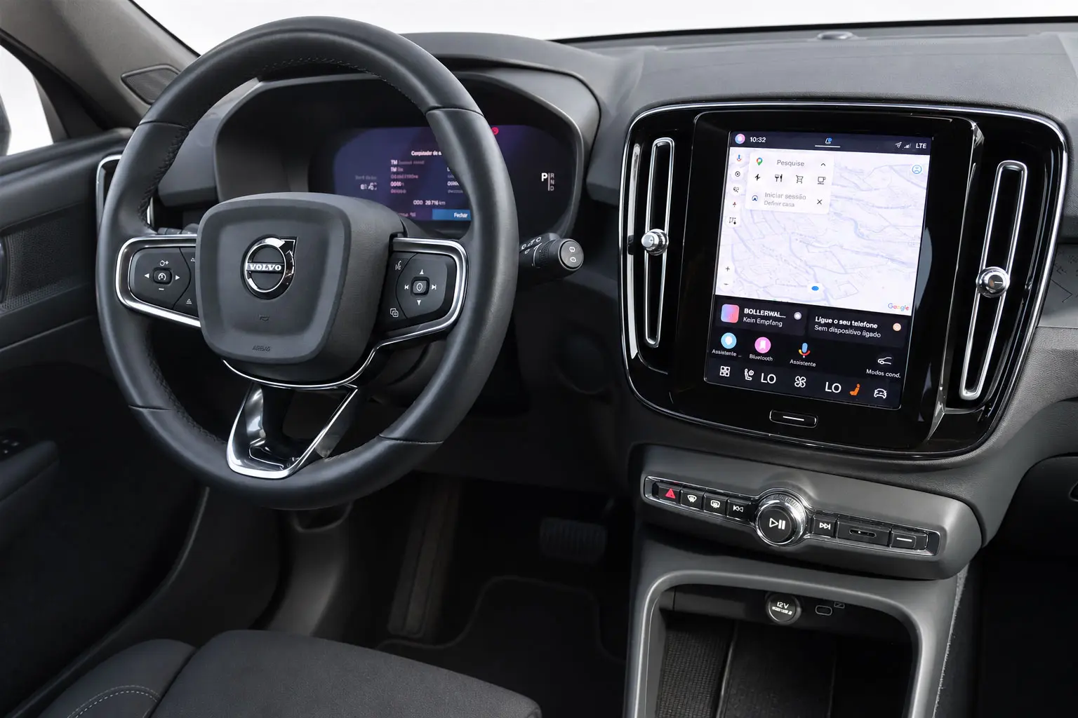 Volvo XC 40 Recharge Core 17