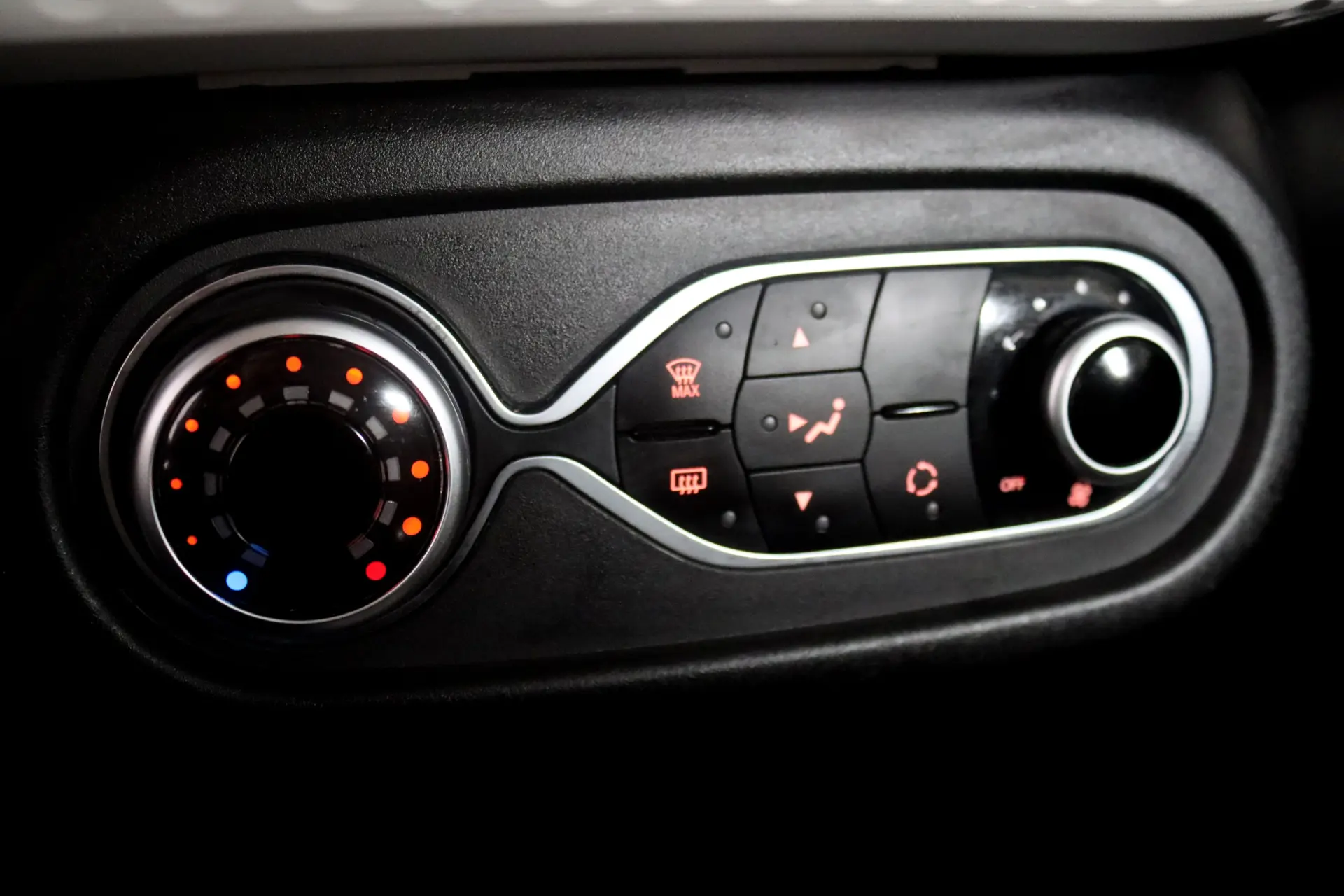 Renault Twingo E-Tech 27.5 kWh Techno Autonomia Urbana 23