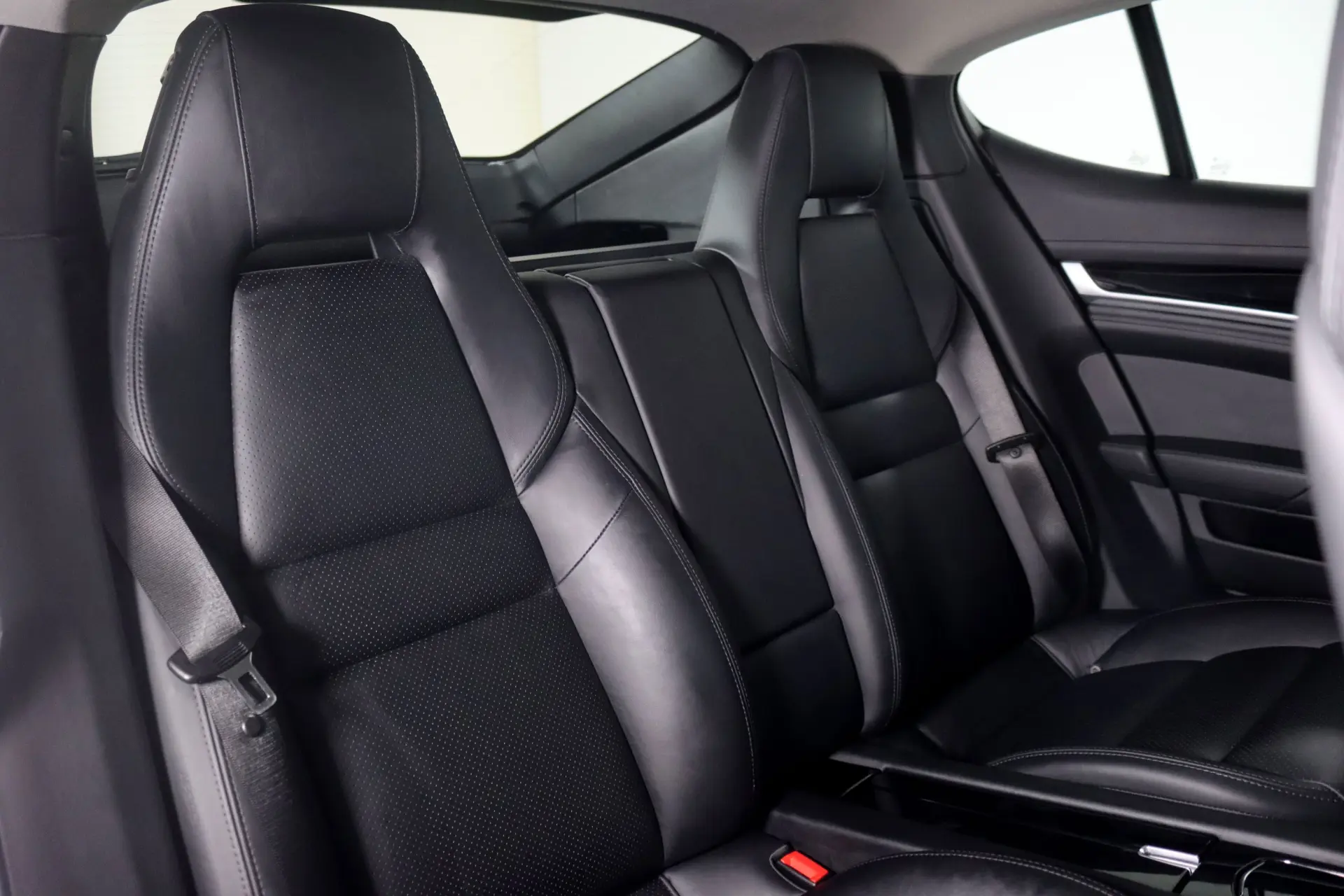 Porsche Panamera S Hybrid 15