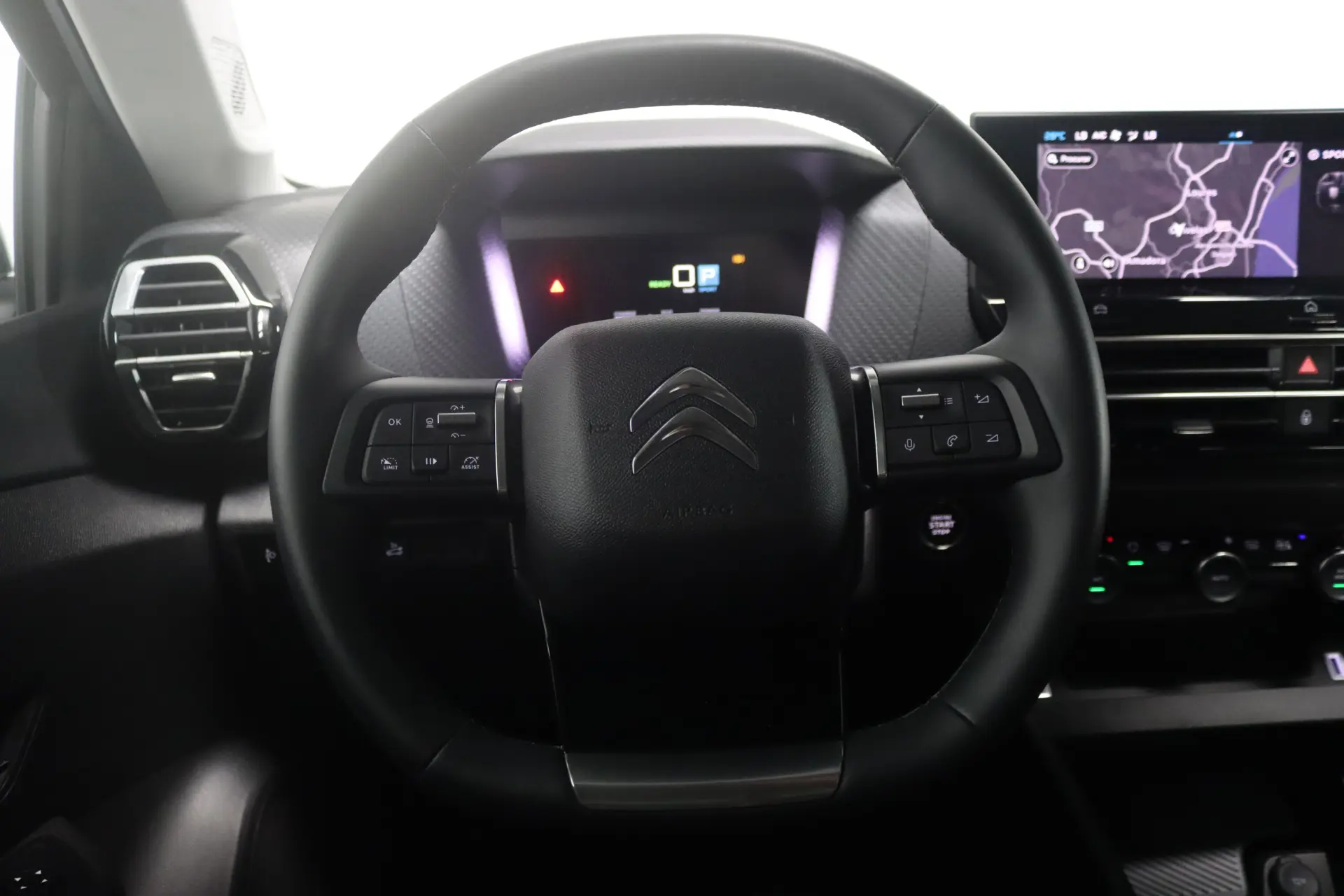 Citroen e-C4 X 50 kWh Shine 27