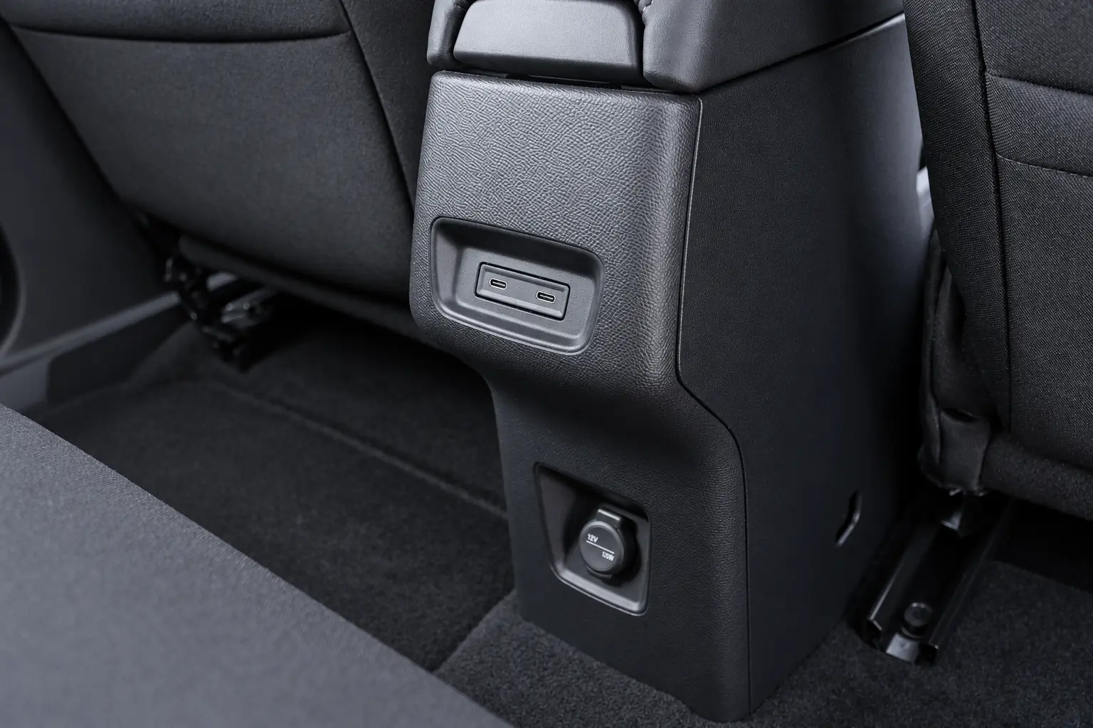 Citroen e-C3 44 kWh Autonomia Conforto Tonic 14