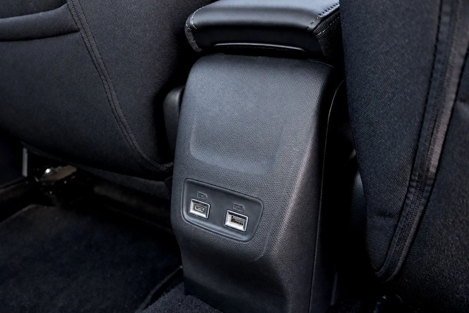 Peugeot e-208 50 kWh Style 14