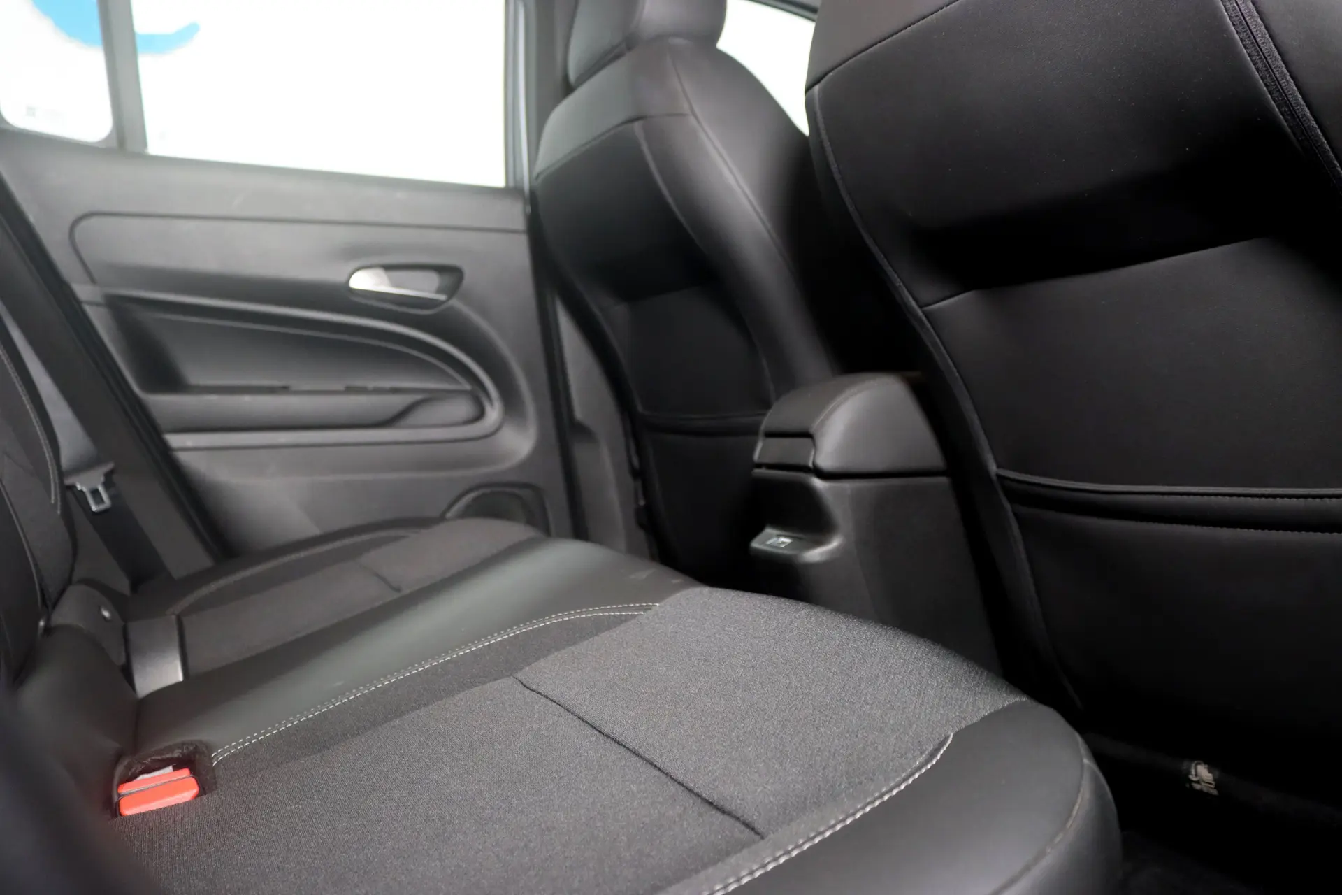 Jeep Avenger 54 kWh Altitude 16