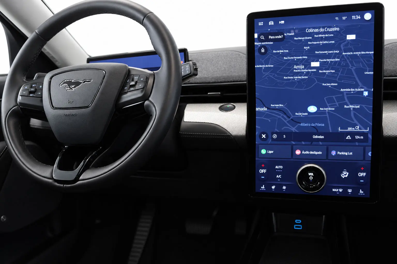 Ford Mustang Mach-E 75.7 kWh Base 10