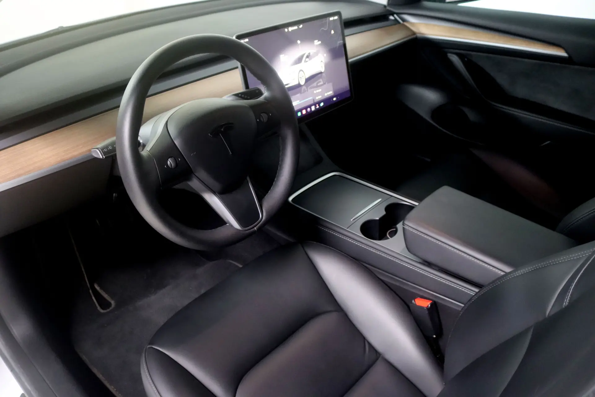 Tesla Model 3 Standard Range Plus RWD 12