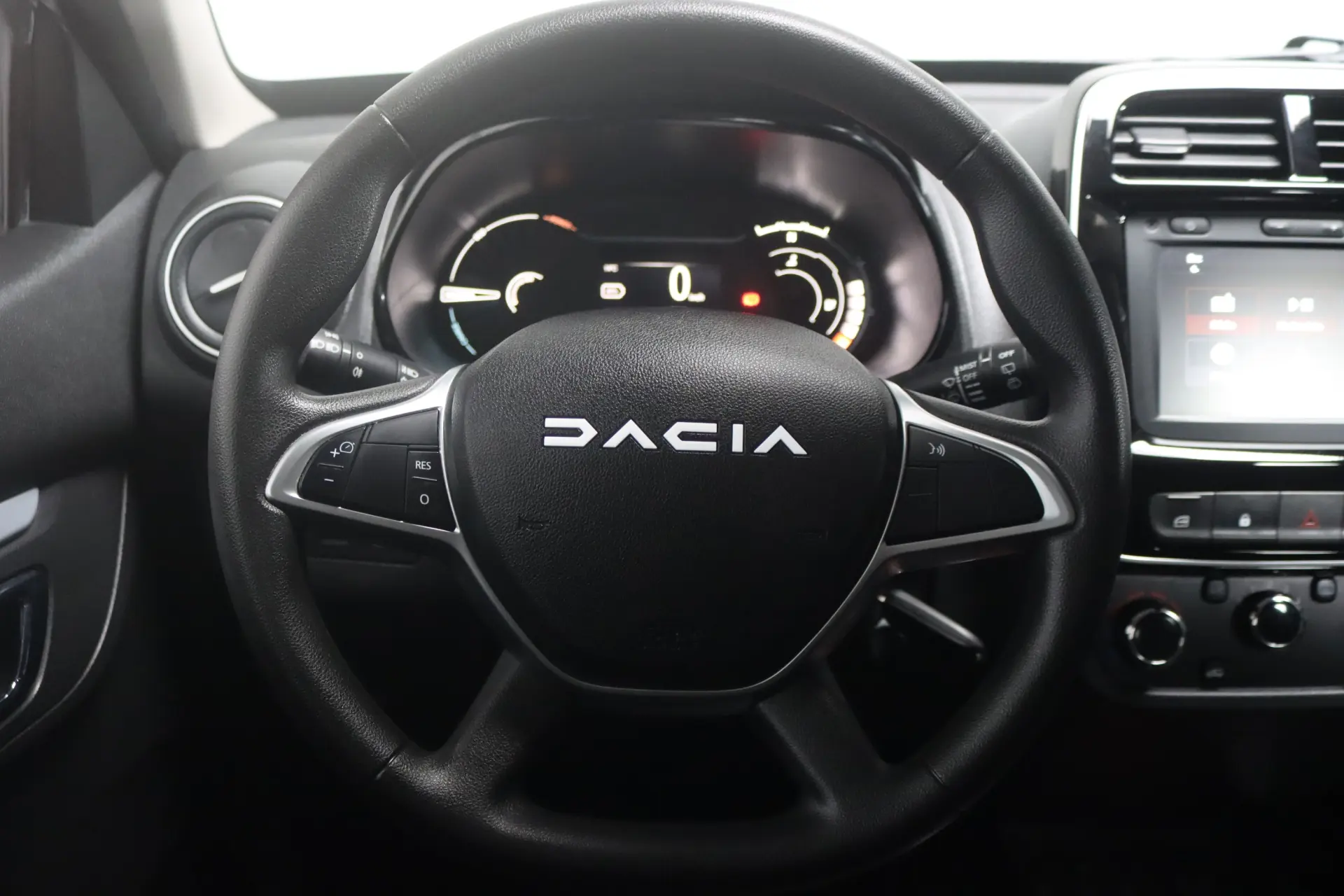 Dacia Spring Electric 45 Expression 17