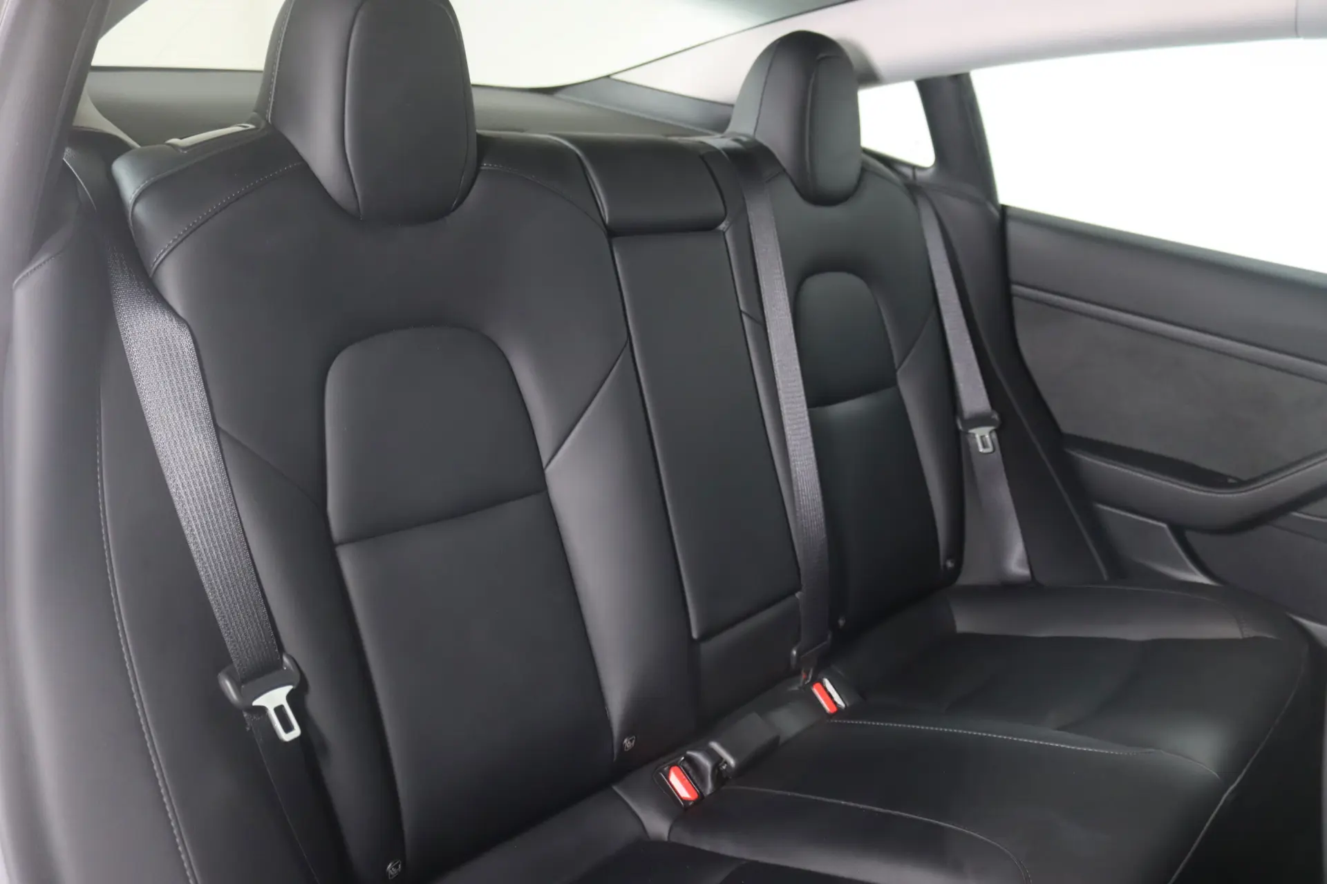 Tesla Model 3 Standard Range Plus RWD 19