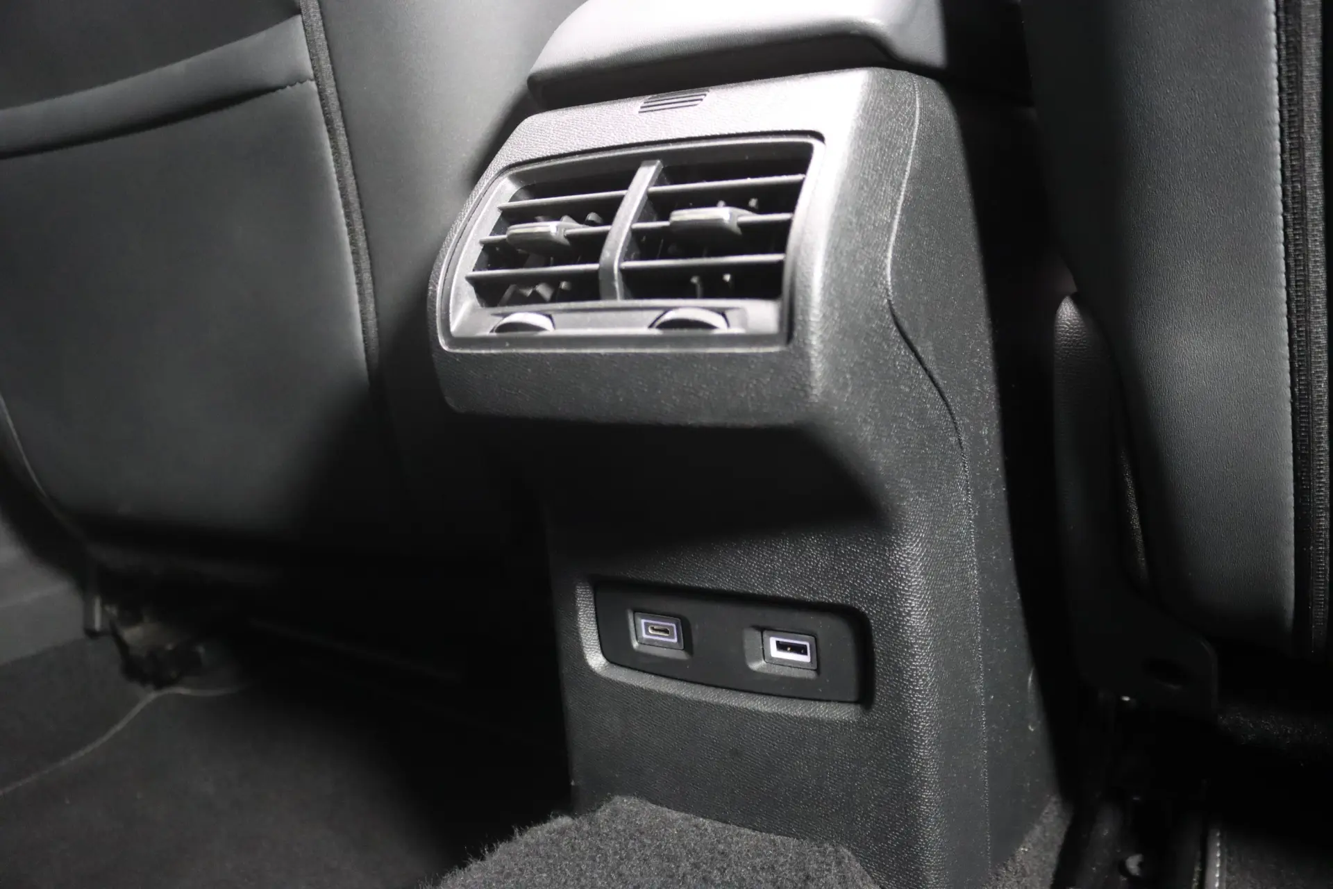 Citroen e-C4 50 kWh Shine 30