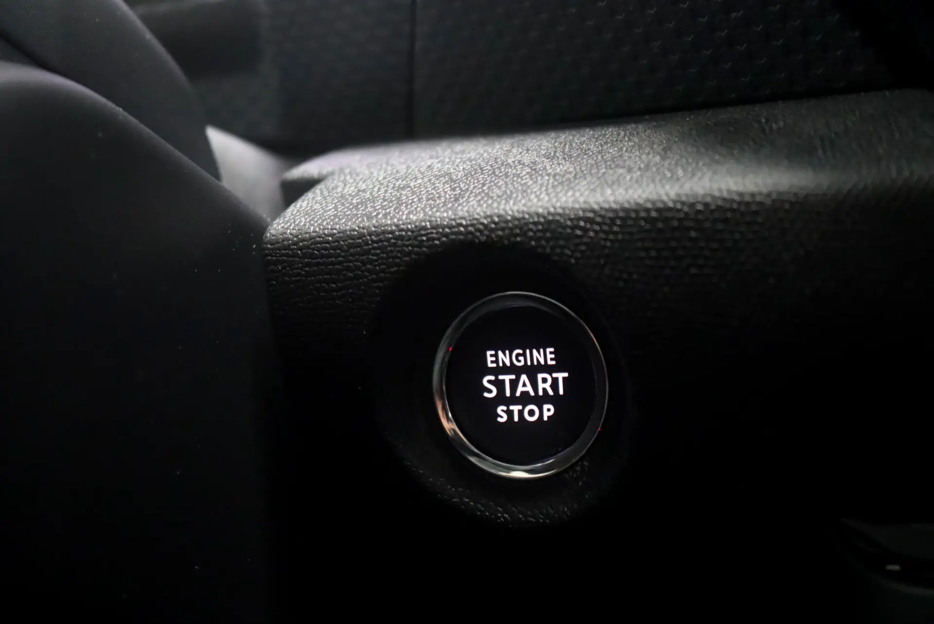 Citroen e-C4 50 kWh Shine 28