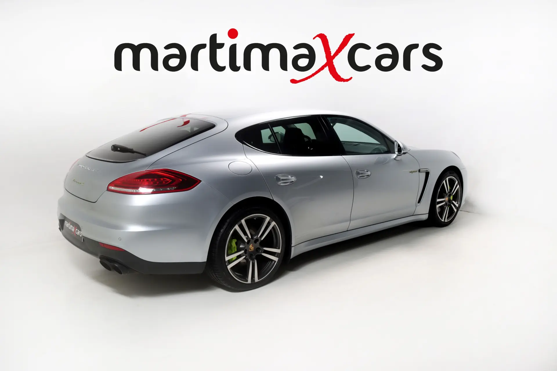 Porsche Panamera S Hybrid 11