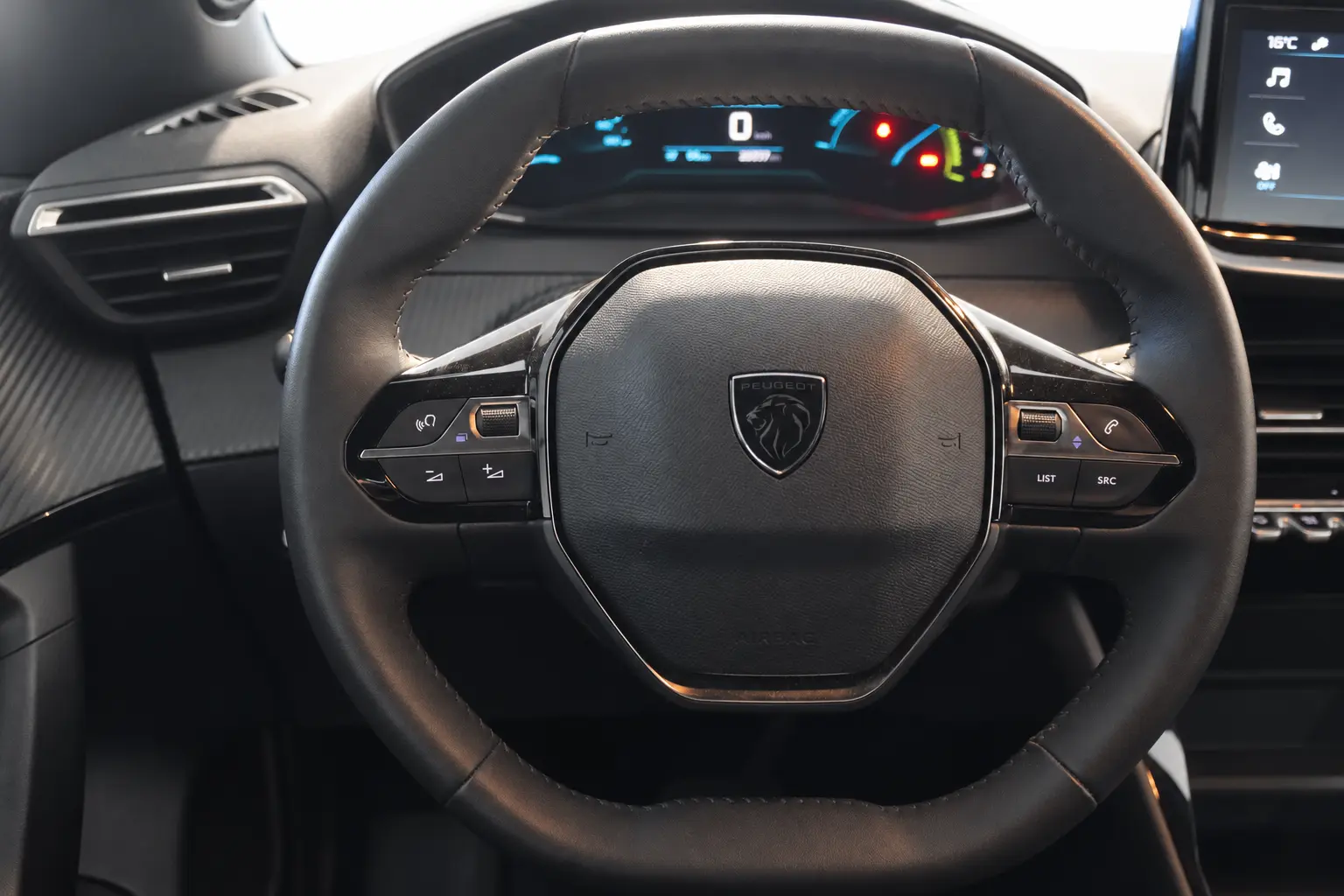 Peugeot e-2008 54 kWh Style 11