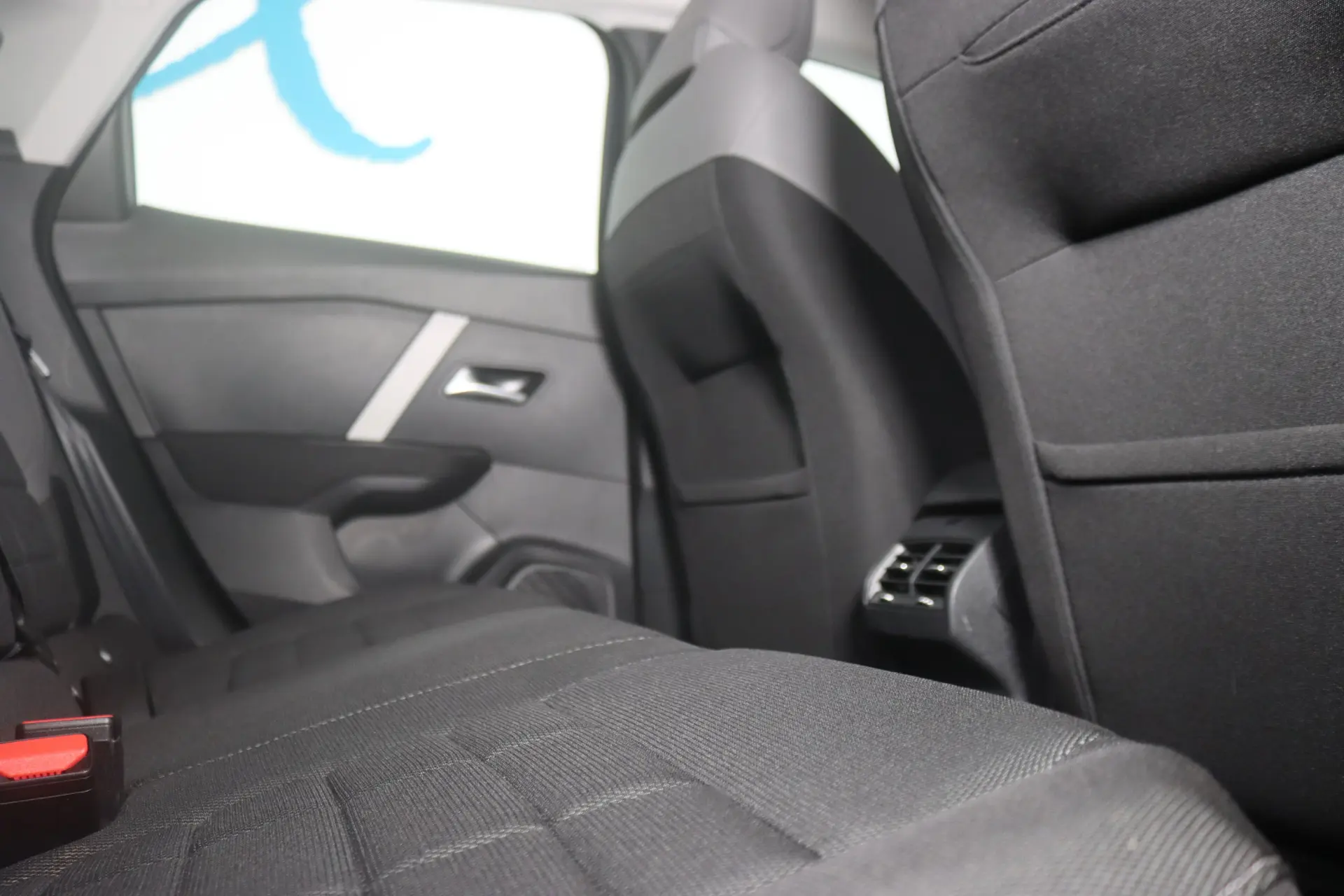 Citroen e-C4 50 kWh Plus 17