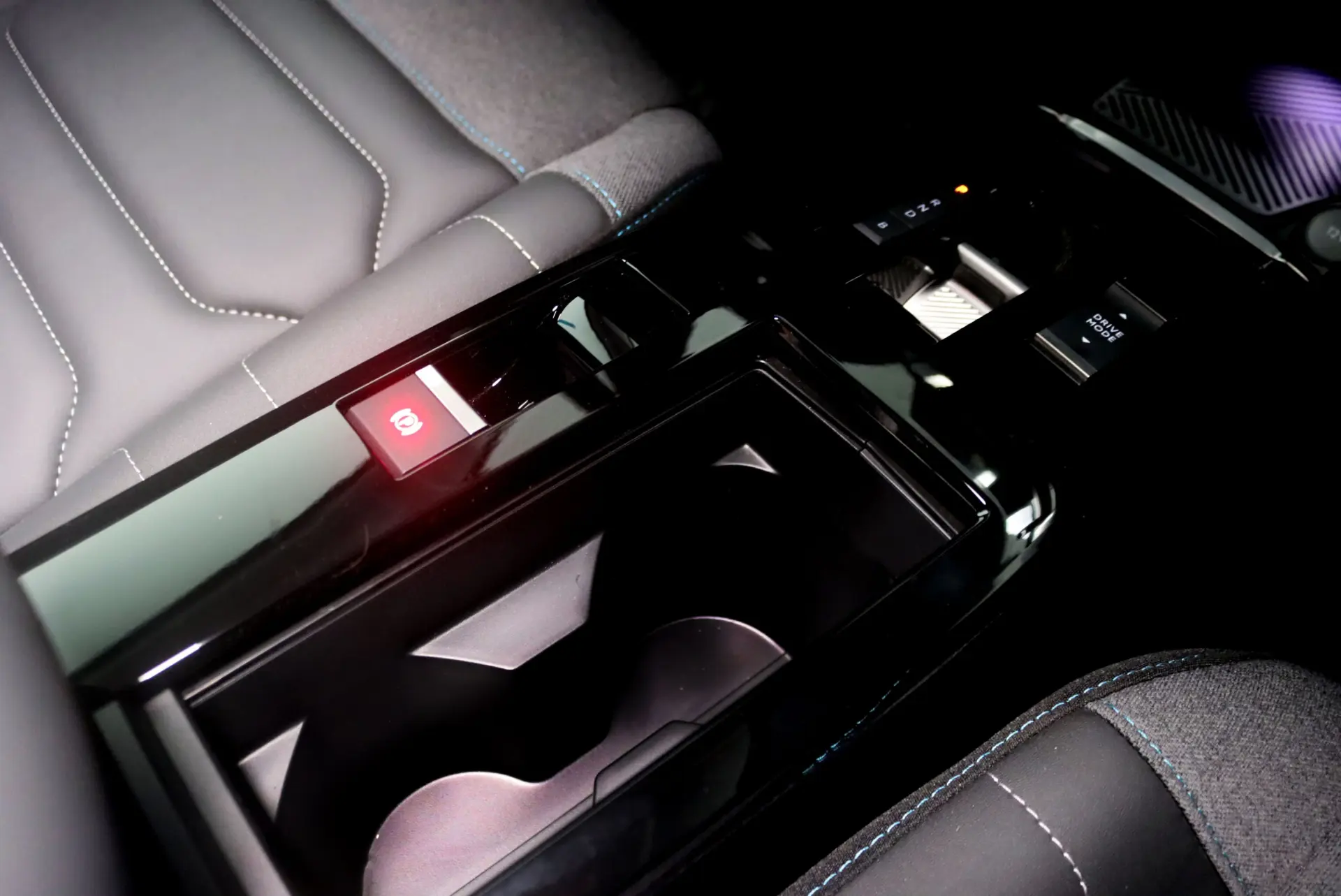Citroen e-C4 X 50 kWh Shine 38