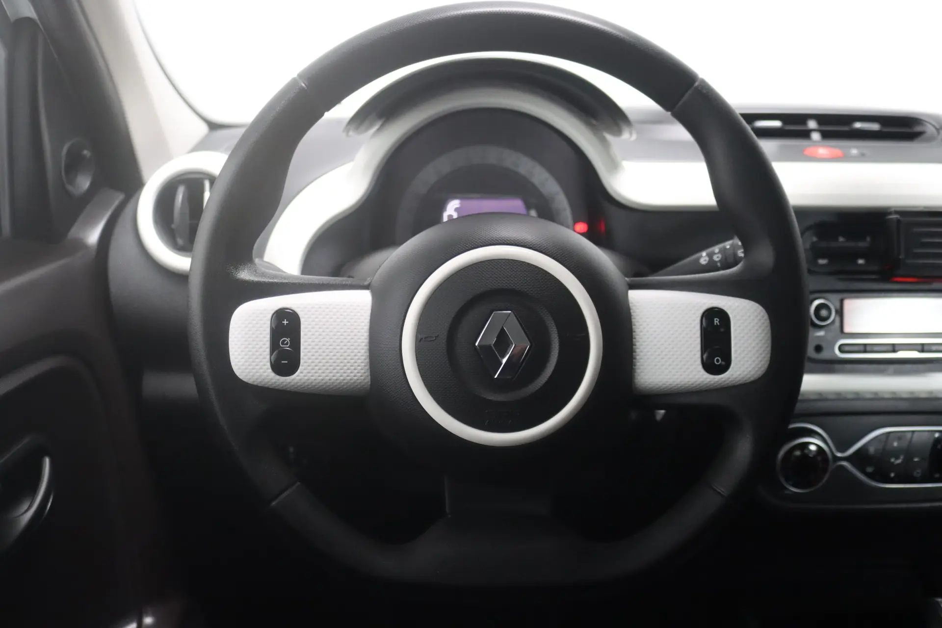 Renault Twingo E-Tech 27.5 kWh Techno Autonomia Urbana 20