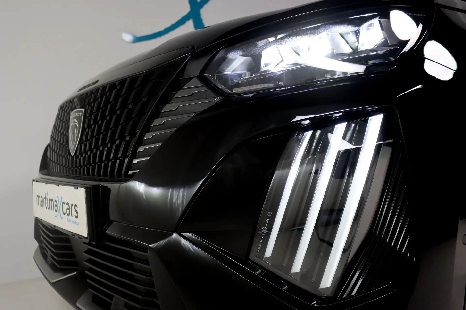 Peugeot e-2008 54 kWh GT 7