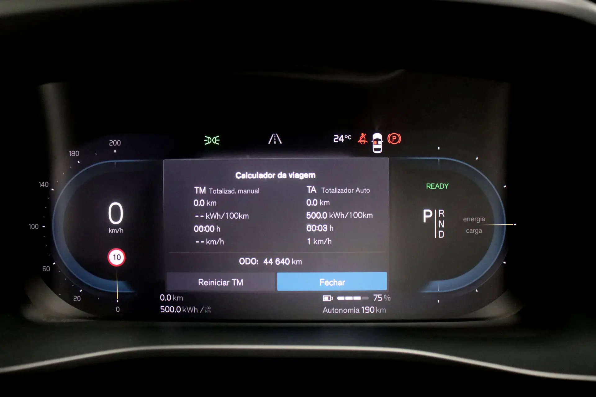 Volvo C40 Recharge Core 23