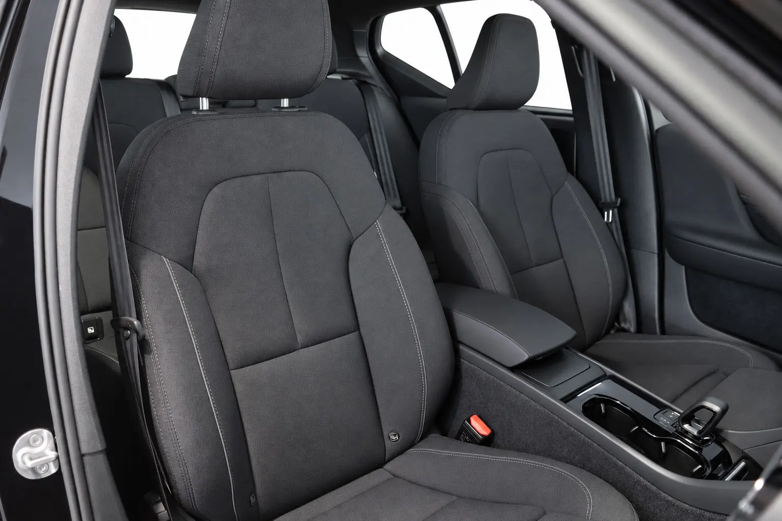 Volvo XC 40 Recharge Core 8