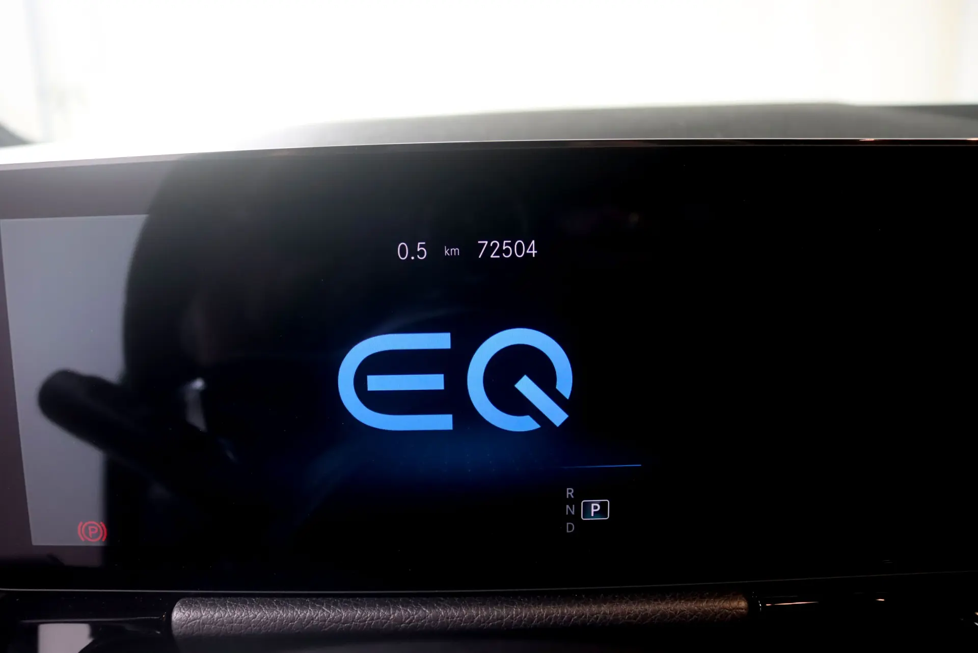Mercedes-Benz EQA 250 AMG Line 12