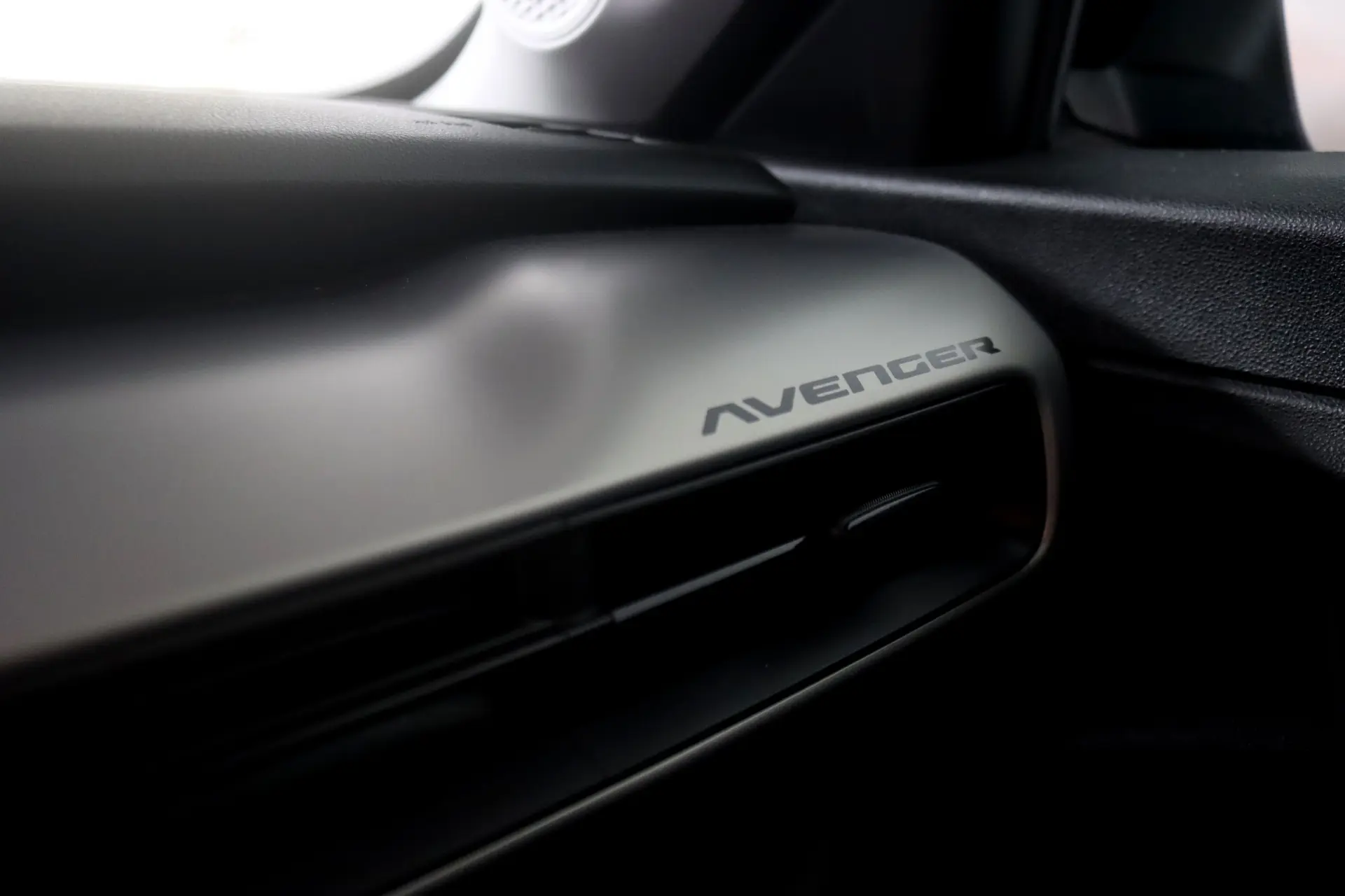Jeep Avenger 54 kWh Altitude 17