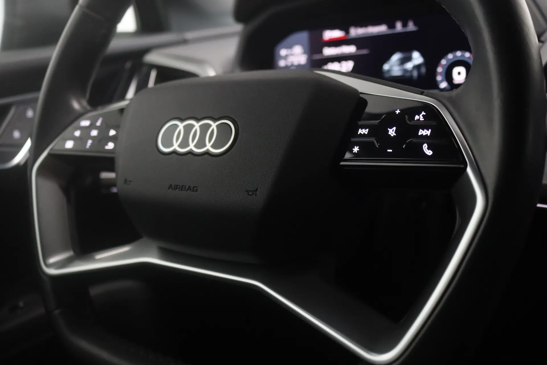 Audi Q4 Sportback e-tron 40 82 kWH 28
