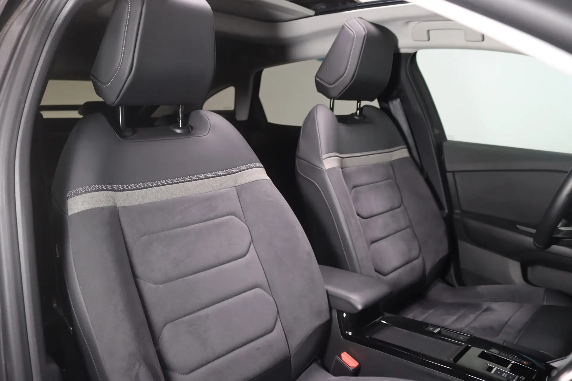 Citroen e-C4 50 kWh Shine 27