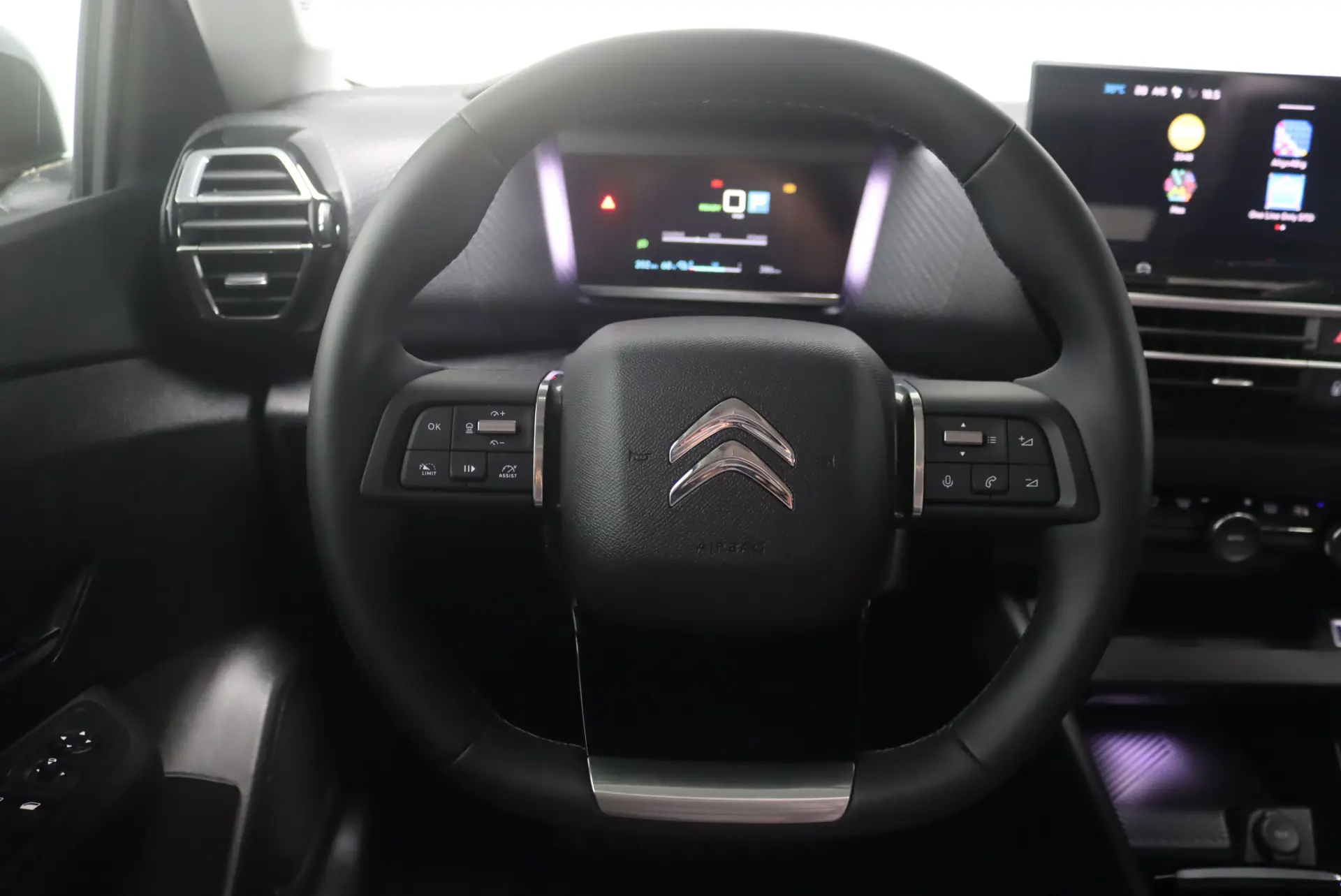 Citroen e-C4 X 50 kWh Shine 36