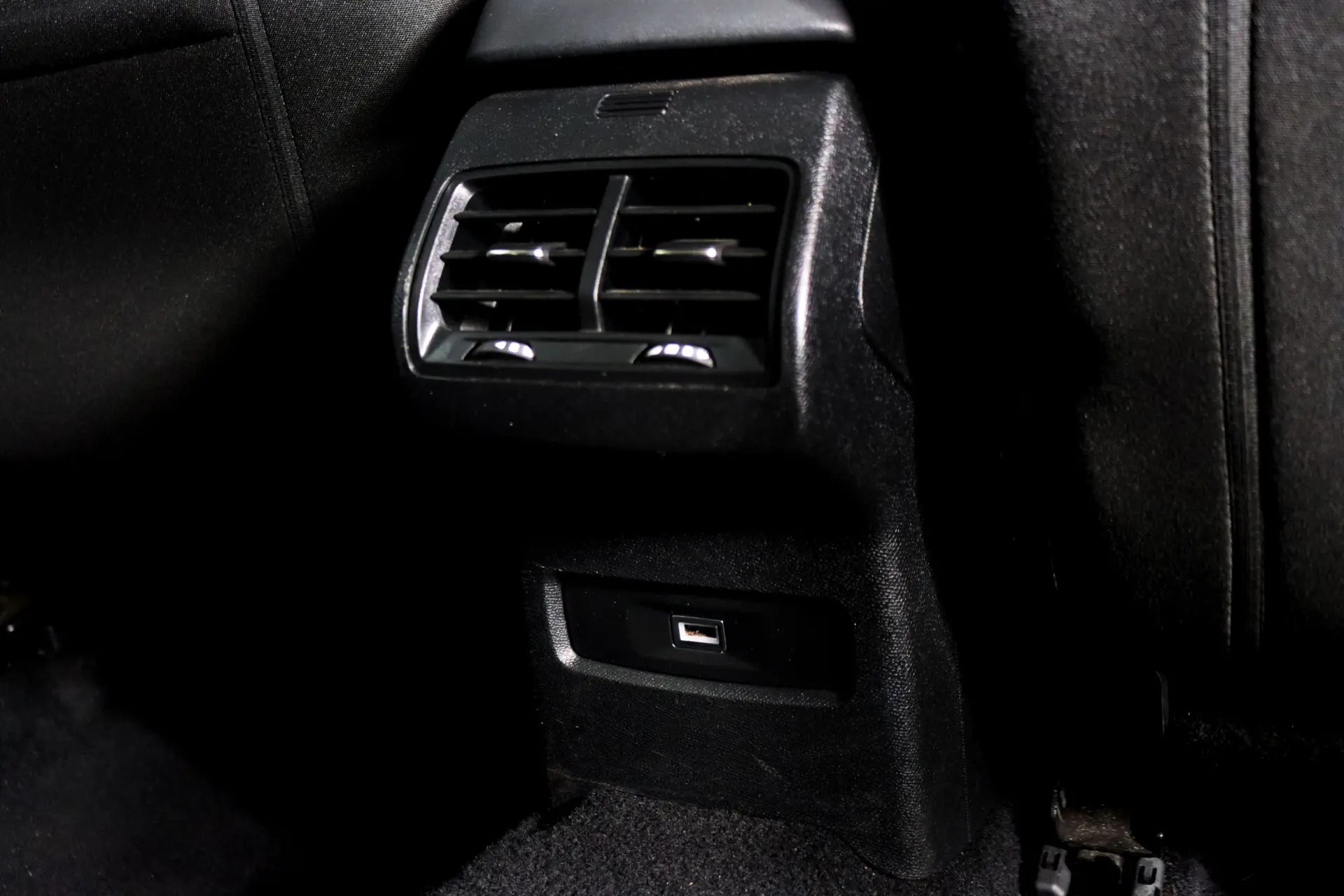 Citroen e-C4 50 kWh Plus 18
