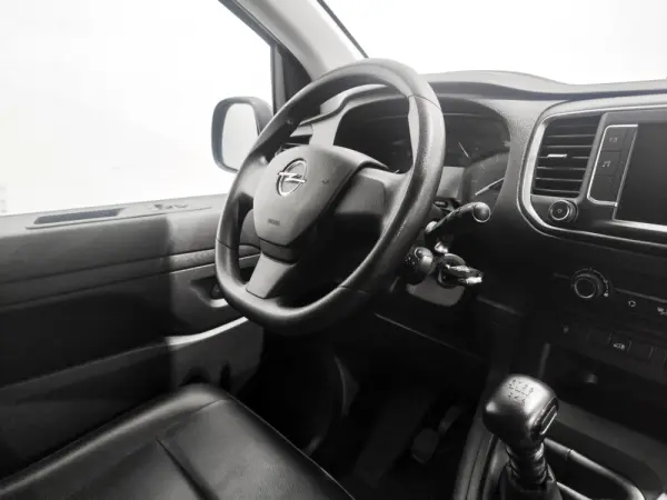 Opel Vivaro 1.5 CDTi L3H1 Essentia Inc 26