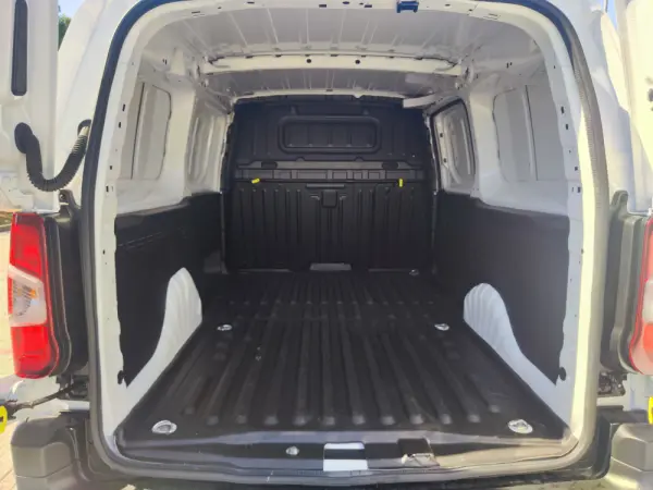 Opel Combo 1.5 CDTi XL Edition 8