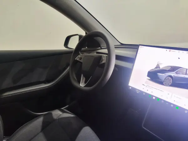 Tesla Model Y Tração Traseira 32