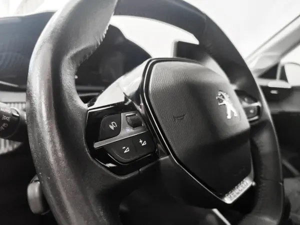Peugeot 208 1.2 PureTech Active 11